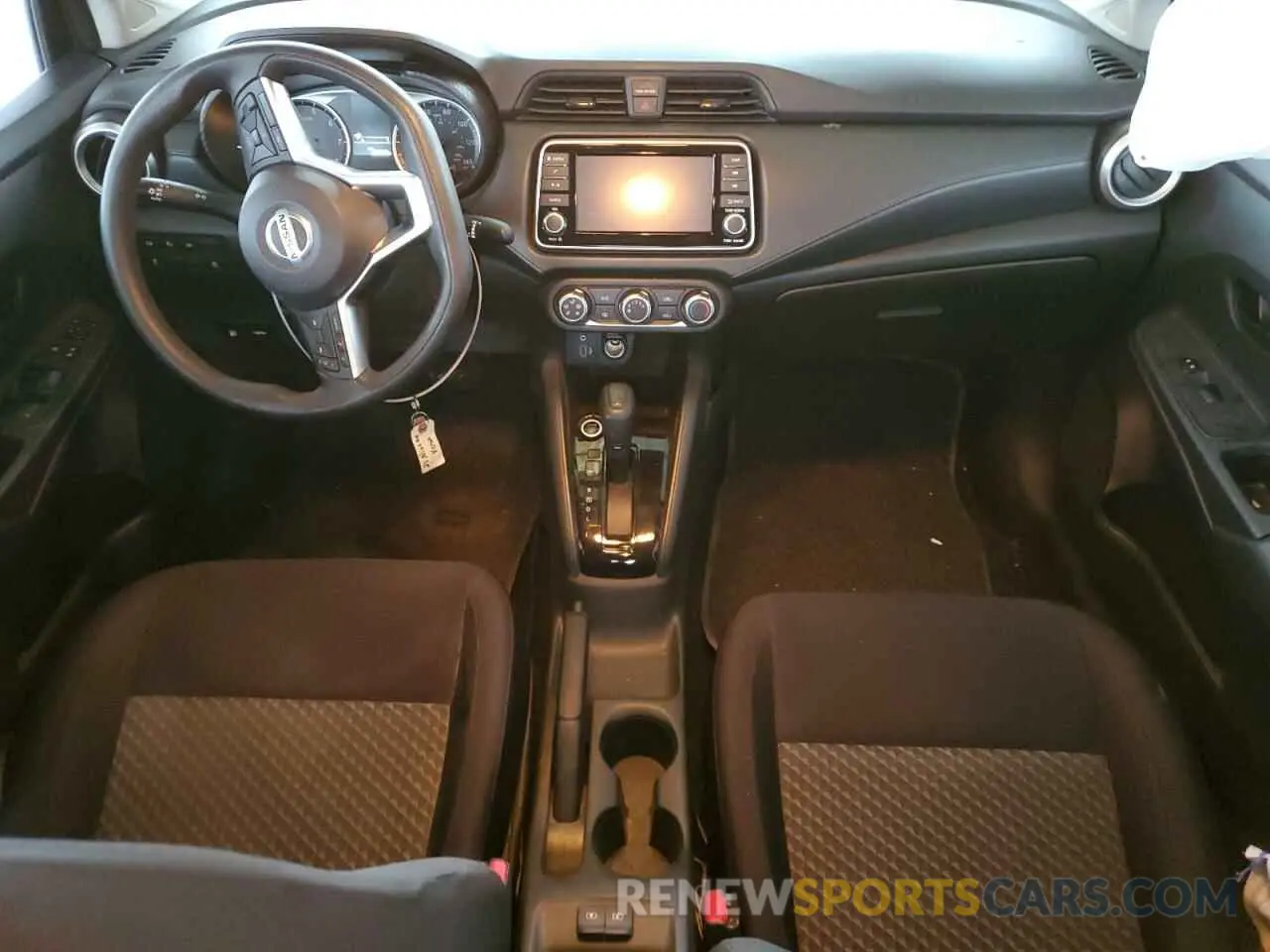8 Photograph of a damaged car 3N1CN8DV0ML806872 NISSAN VERSA 2021