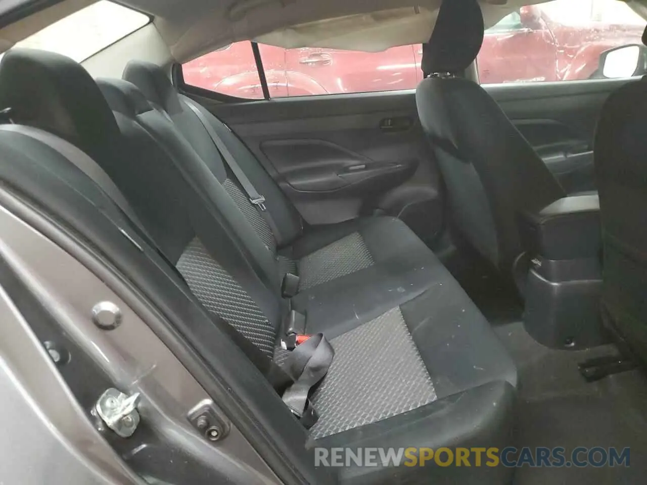 10 Photograph of a damaged car 3N1CN8DV0ML809240 NISSAN VERSA 2021