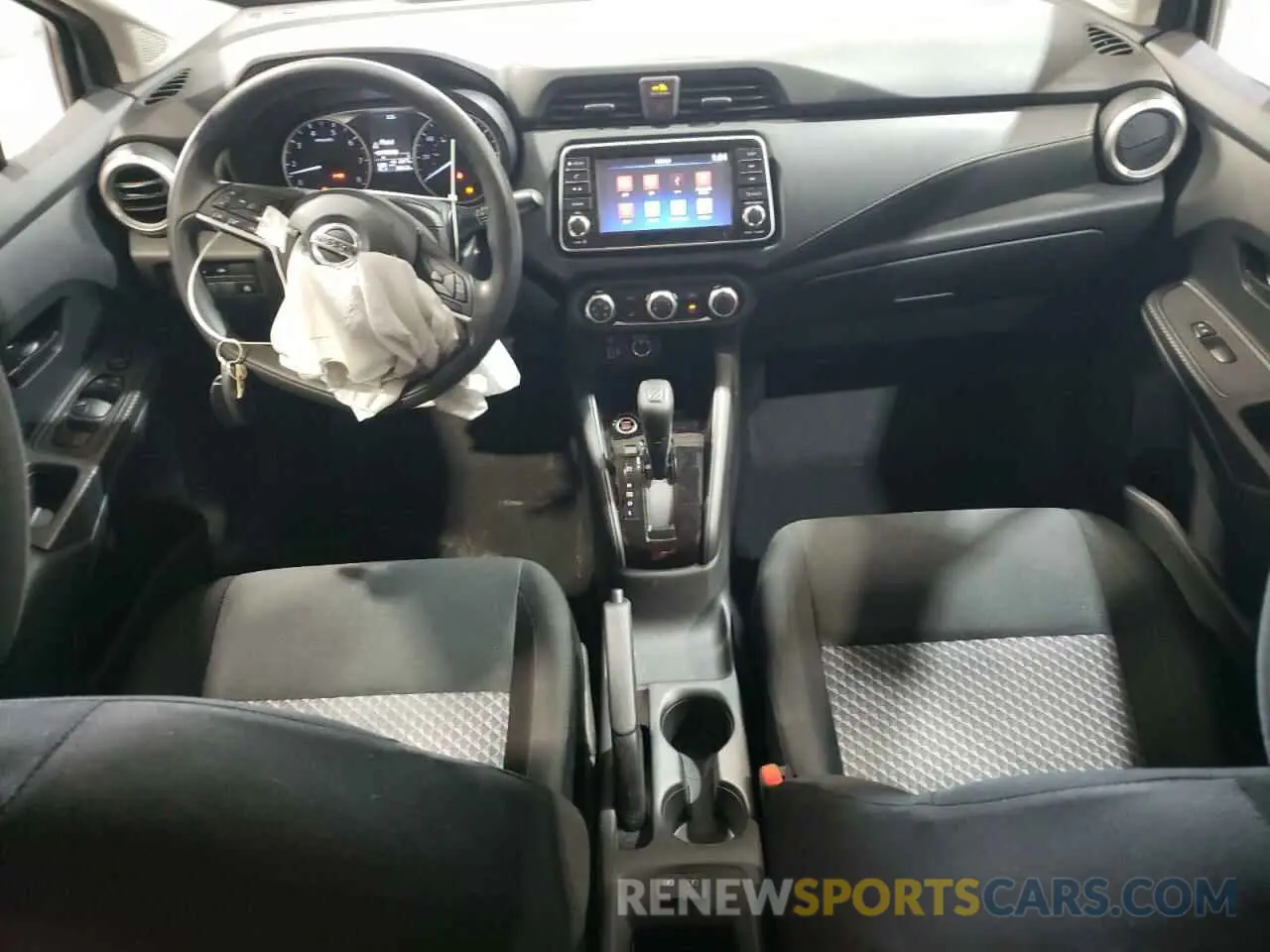 8 Photograph of a damaged car 3N1CN8DV0ML869132 NISSAN VERSA 2021