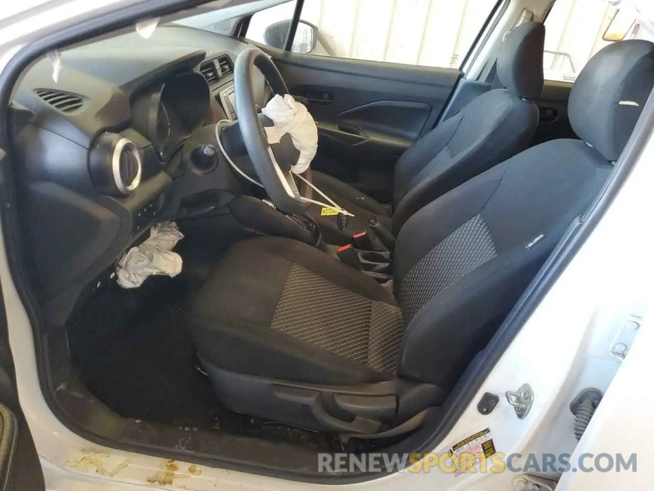 7 Photograph of a damaged car 3N1CN8DV1ML807643 NISSAN VERSA 2021