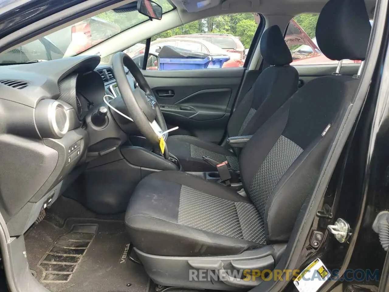 7 Photograph of a damaged car 3N1CN8DV1ML852520 NISSAN VERSA 2021