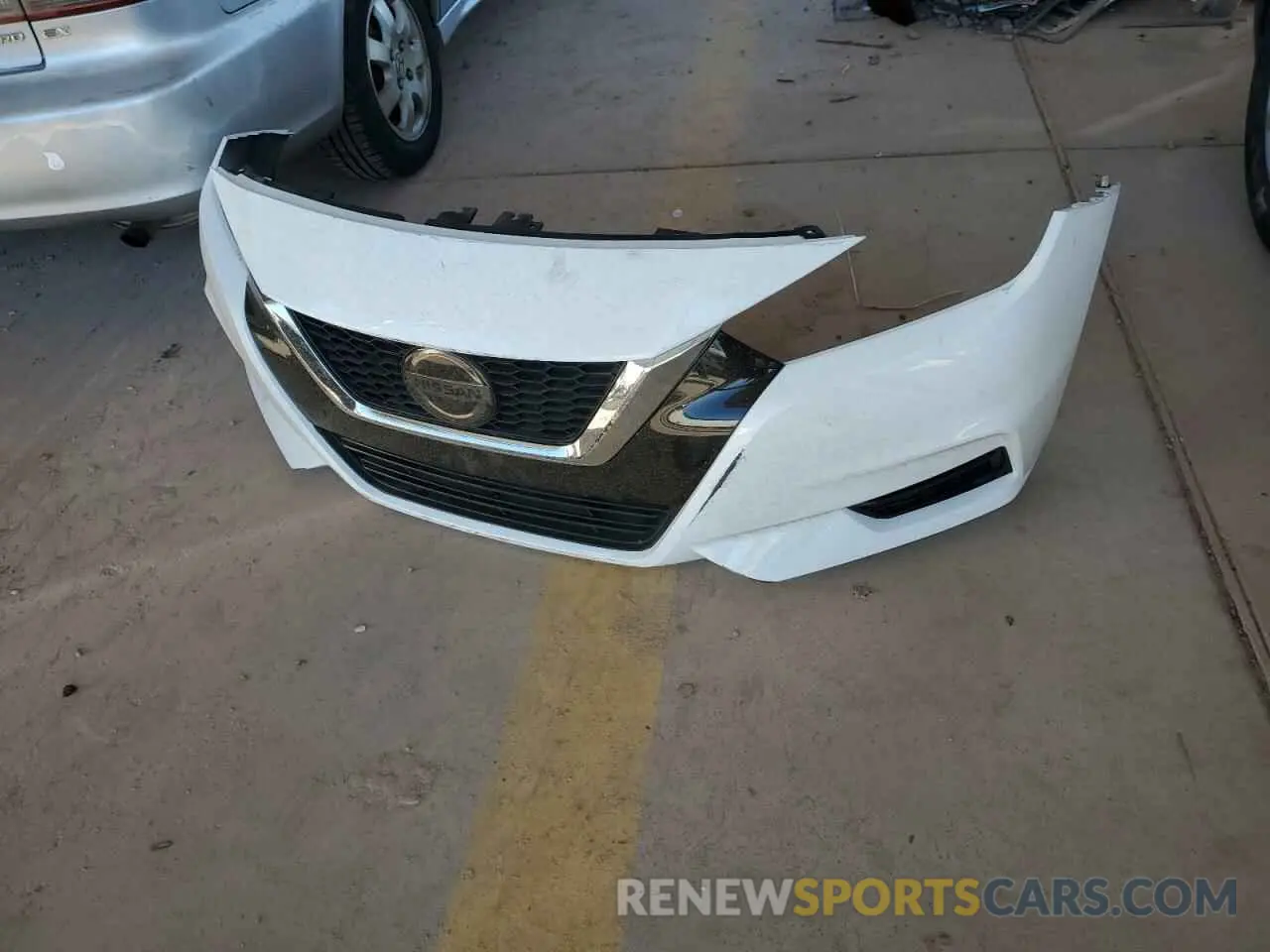12 Photograph of a damaged car 3N1CN8DV1ML923683 NISSAN VERSA 2021