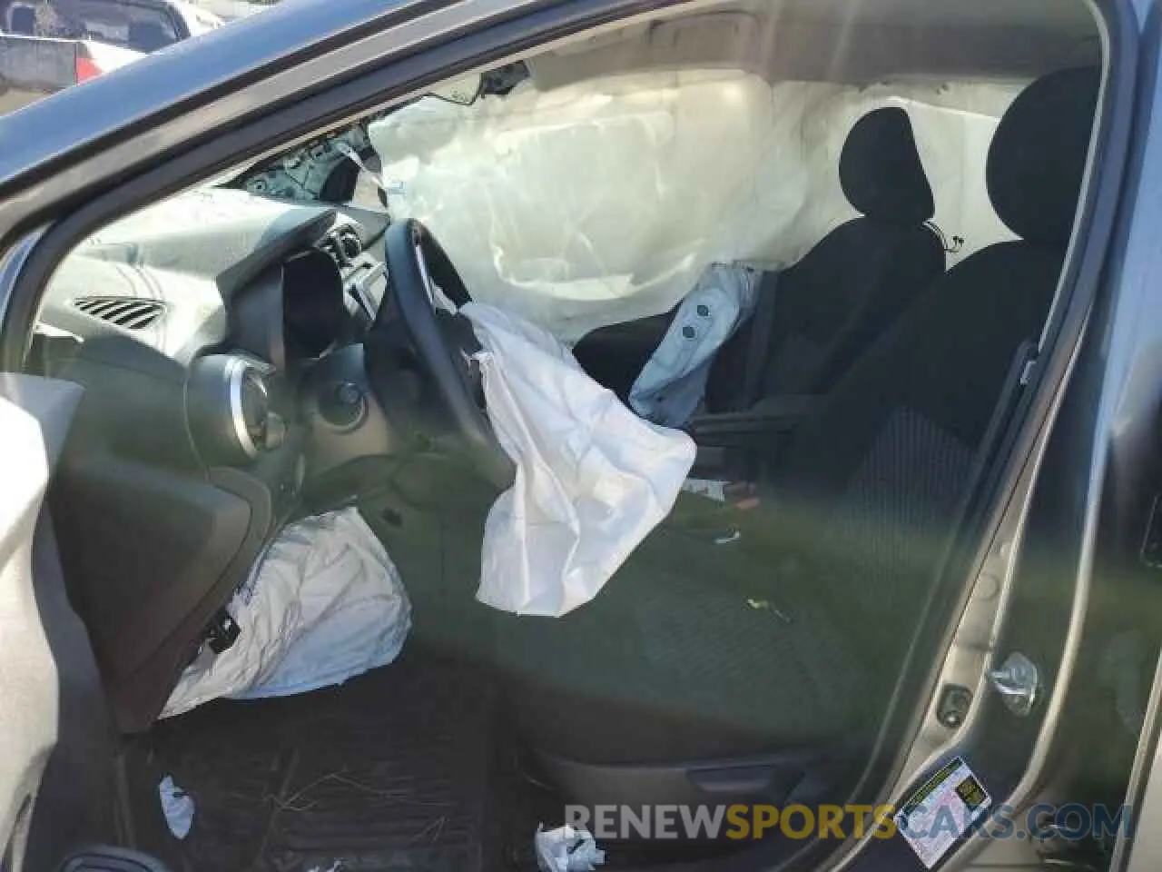 7 Photograph of a damaged car 3N1CN8DV2ML808526 NISSAN VERSA 2021