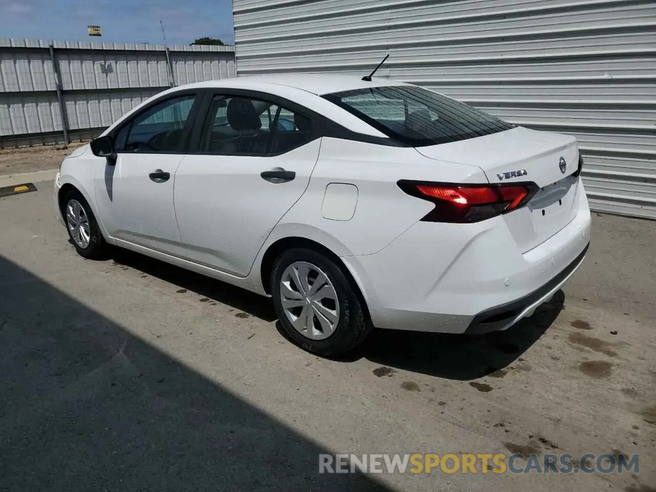 2 Photograph of a damaged car 3N1CN8DV2ML867463 NISSAN VERSA 2021