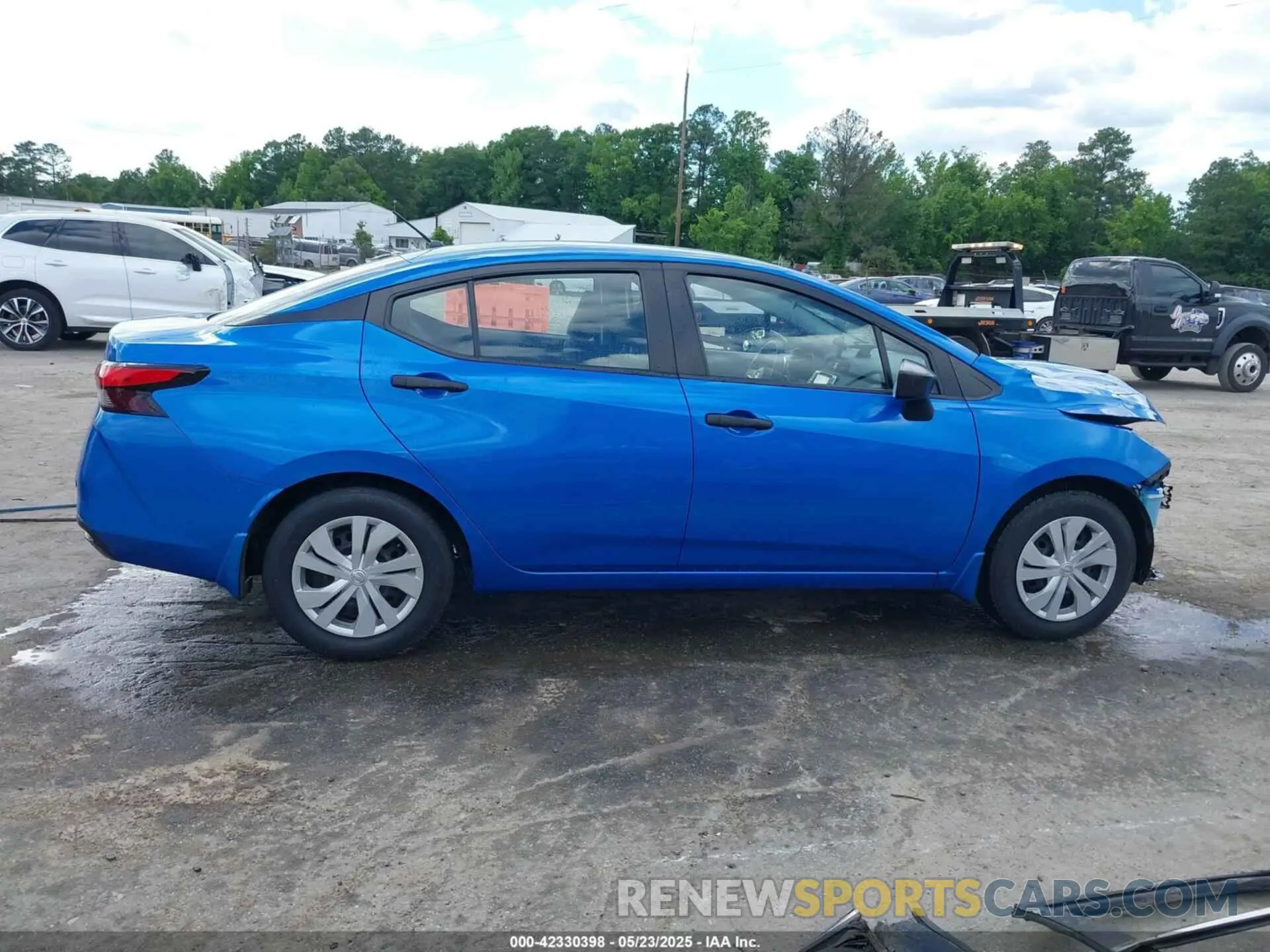 14 Photograph of a damaged car 3N1CN8DV2ML896624 NISSAN VERSA 2021