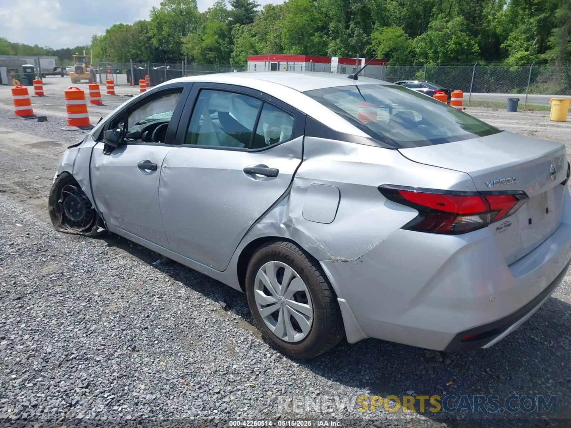 3 Photograph of a damaged car 3N1CN8DV2ML920730 NISSAN VERSA 2021
