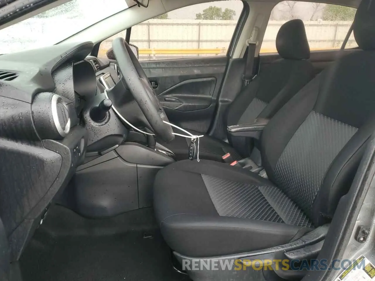 7 Photograph of a damaged car 3N1CN8DV3ML812228 NISSAN VERSA 2021
