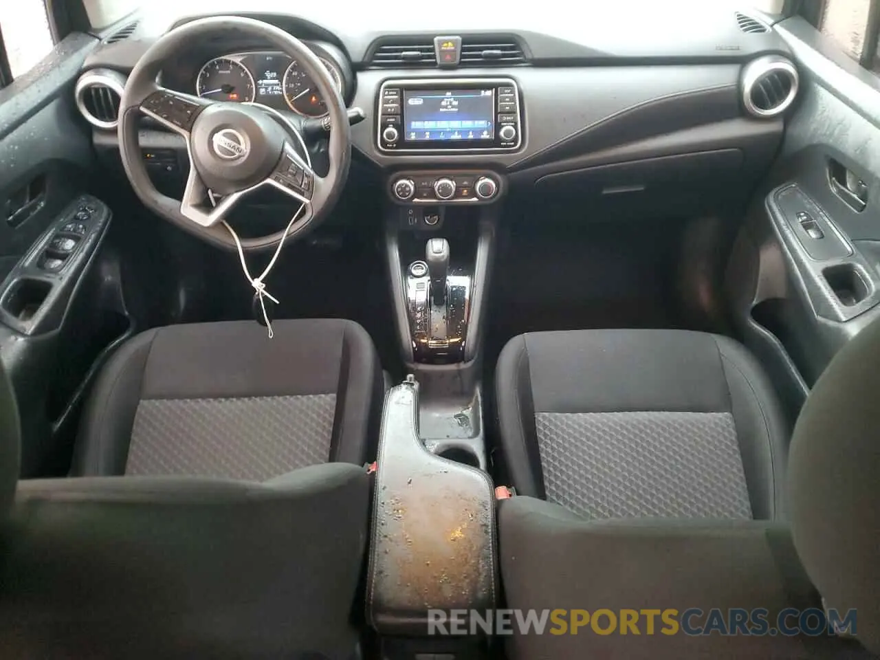 8 Photograph of a damaged car 3N1CN8DV3ML812228 NISSAN VERSA 2021