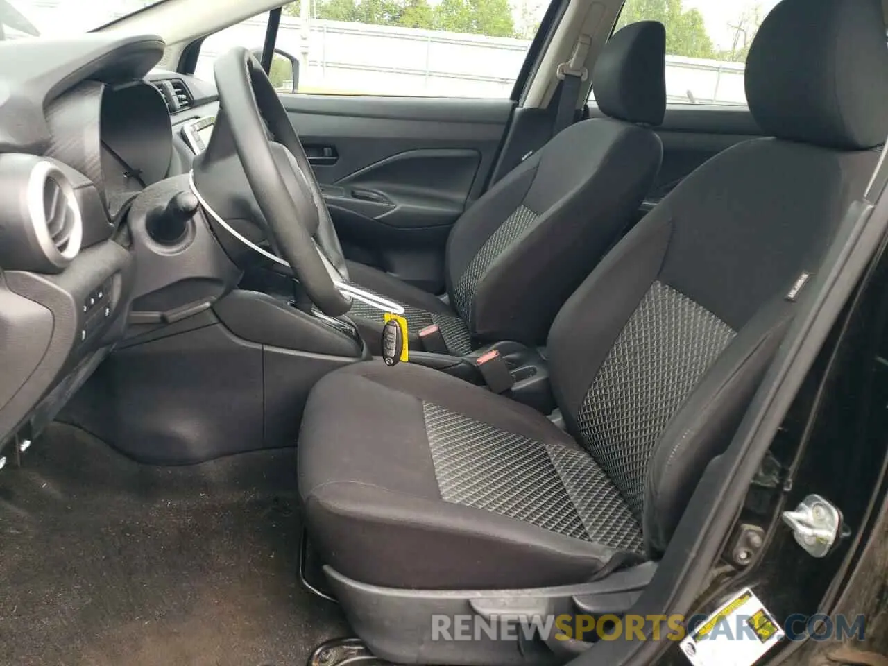 7 Photograph of a damaged car 3N1CN8DV3ML819437 NISSAN VERSA 2021