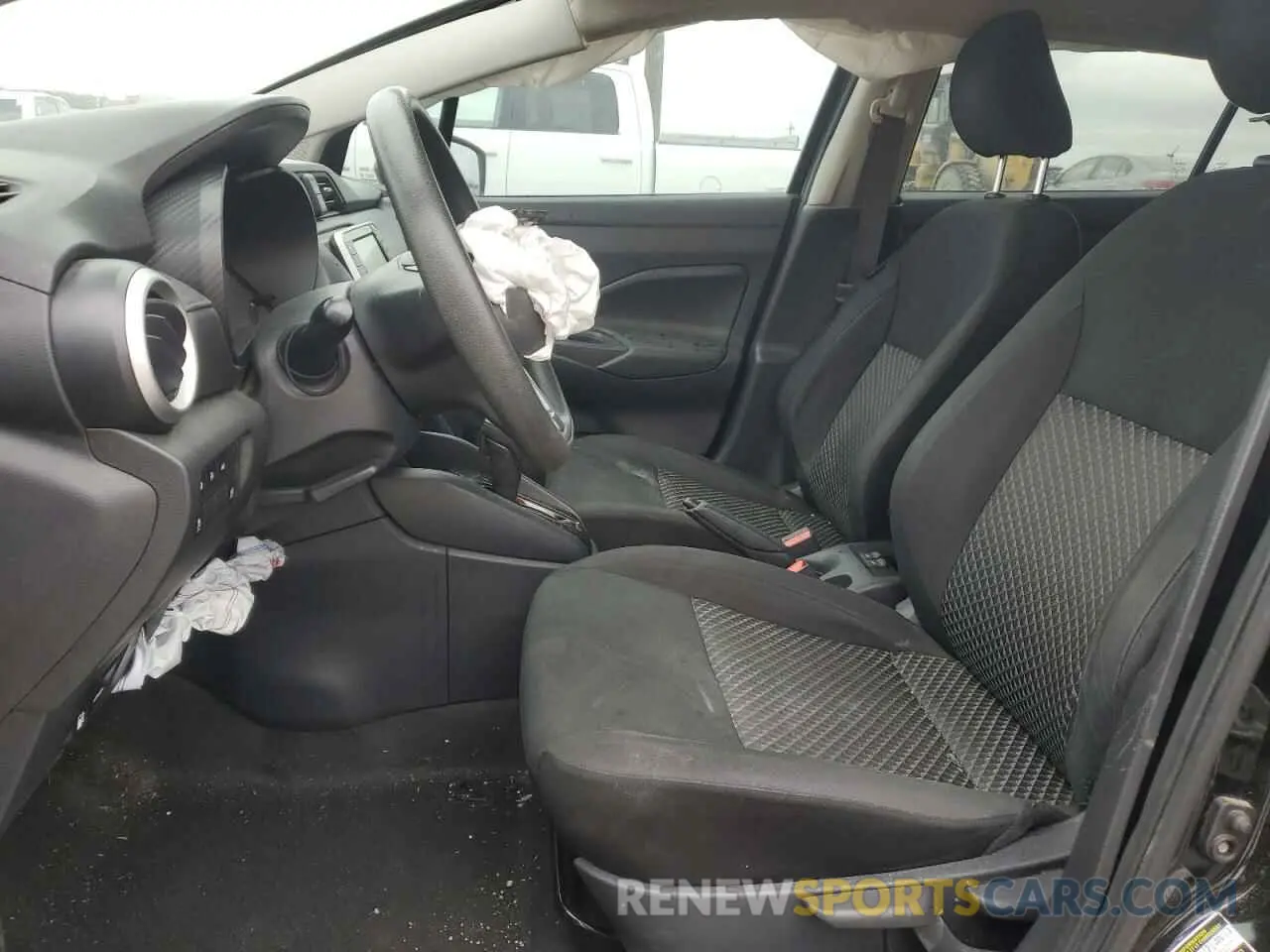 7 Photograph of a damaged car 3N1CN8DV3ML821771 NISSAN VERSA 2021