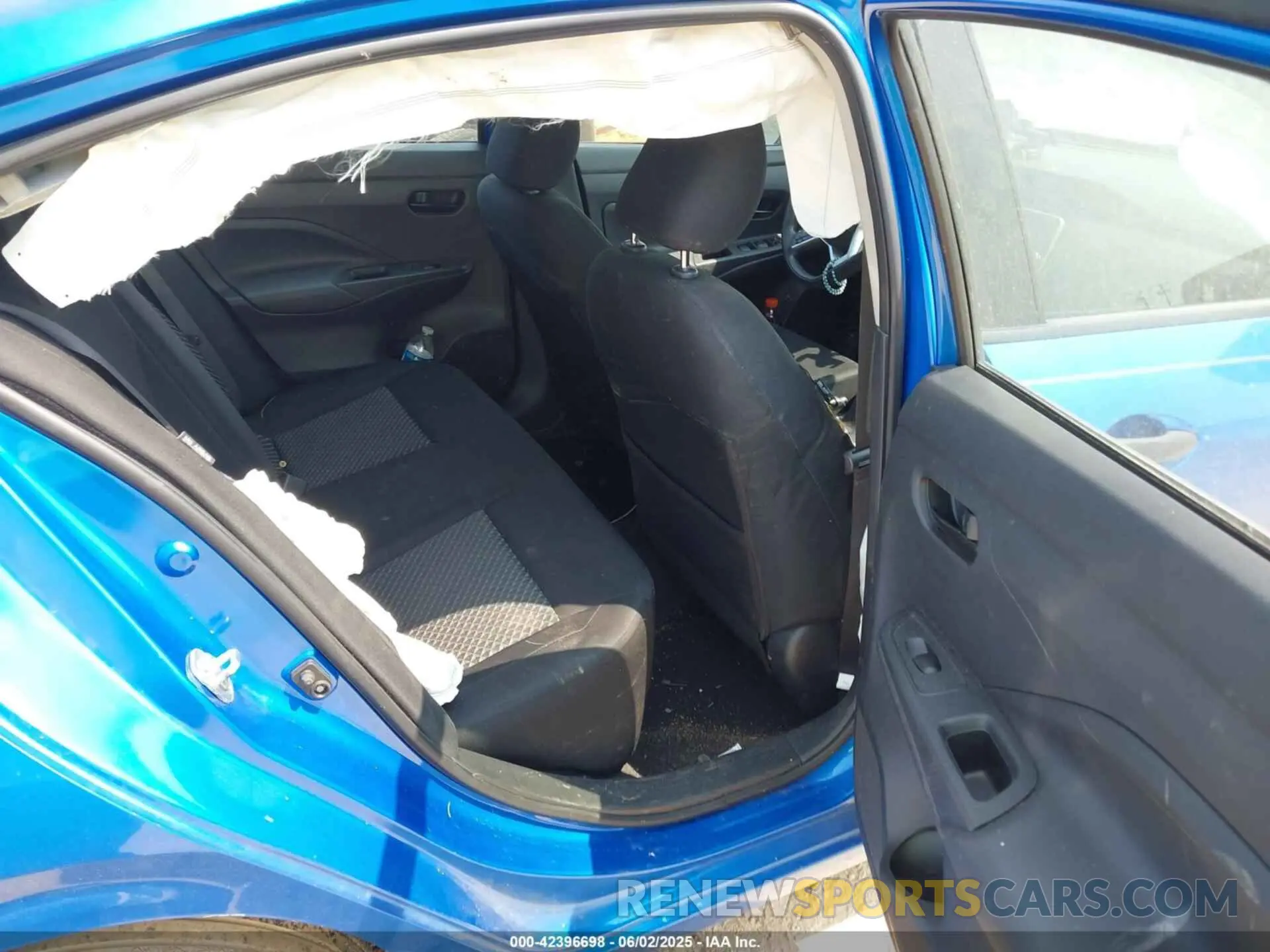 8 Photograph of a damaged car 3N1CN8DV3ML893070 NISSAN VERSA 2021