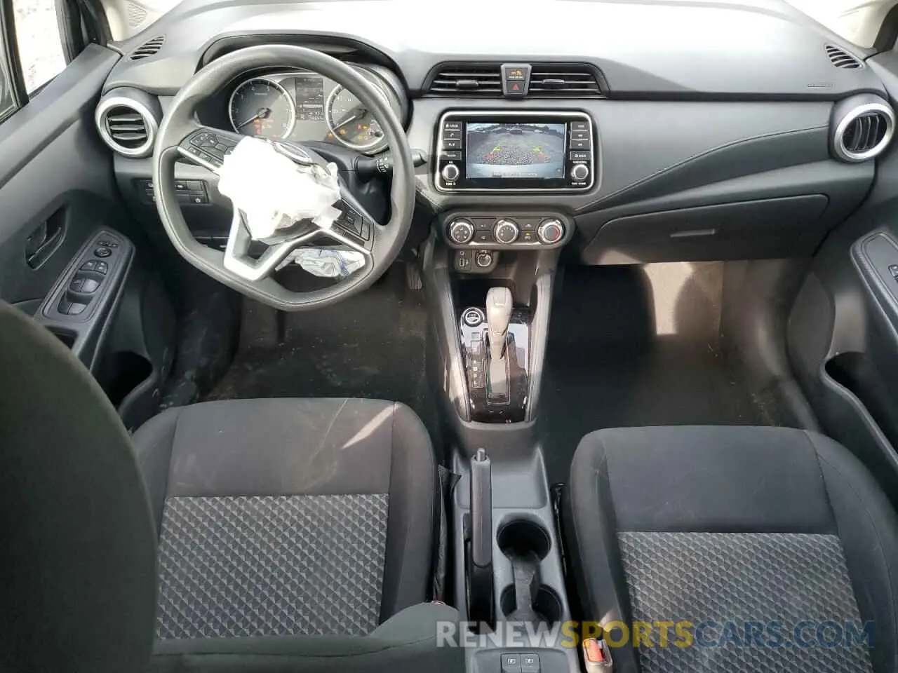 8 Photograph of a damaged car 3N1CN8DV3ML895966 NISSAN VERSA 2021