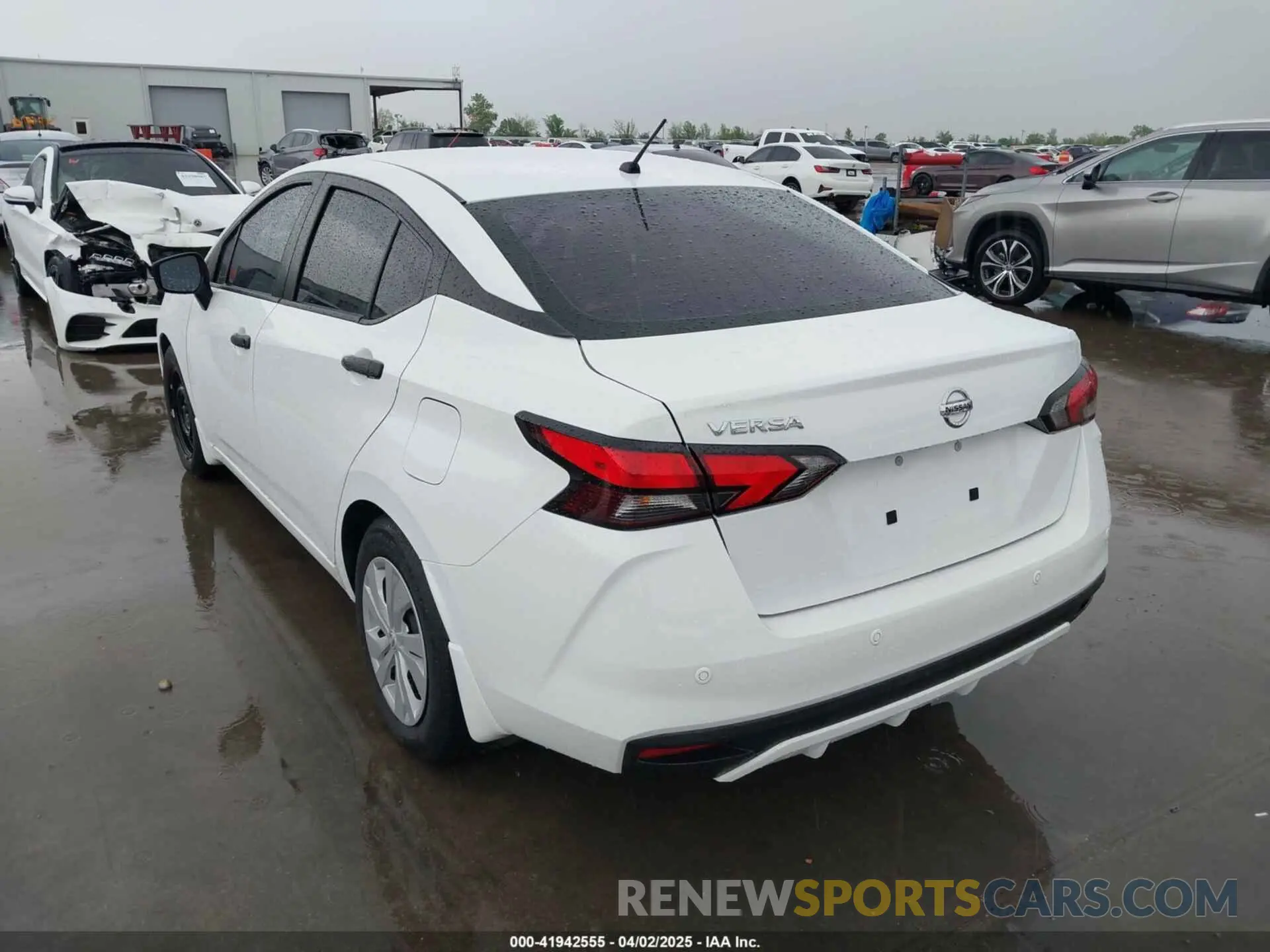 3 Photograph of a damaged car 3N1CN8DV3ML910031 NISSAN VERSA 2021