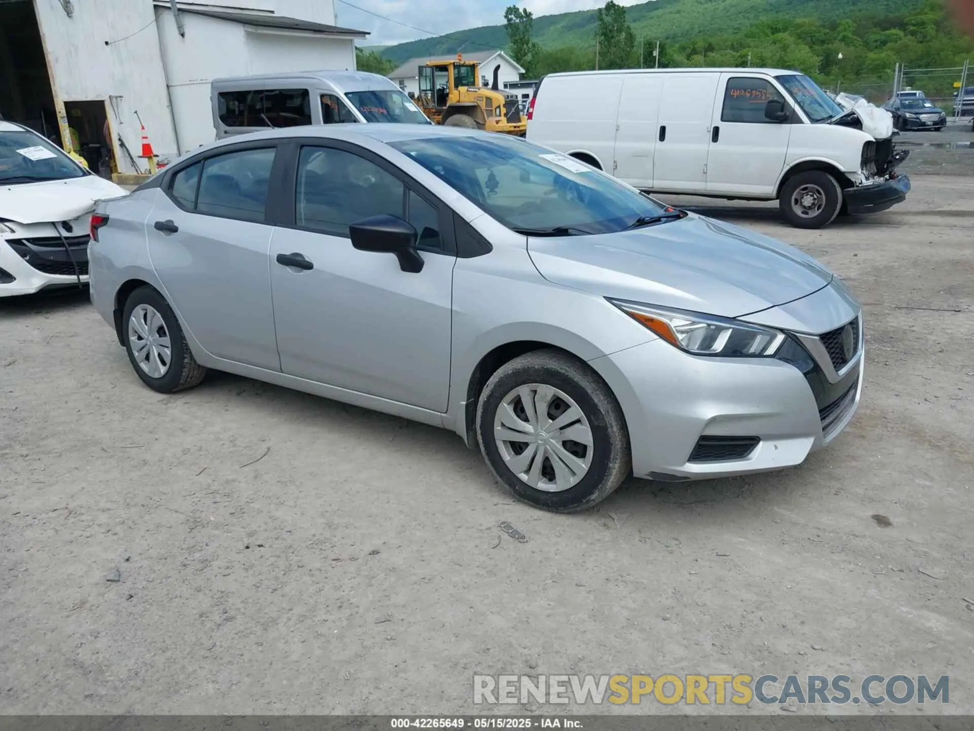 1 Photograph of a damaged car 3N1CN8DV4ML809483 NISSAN VERSA 2021