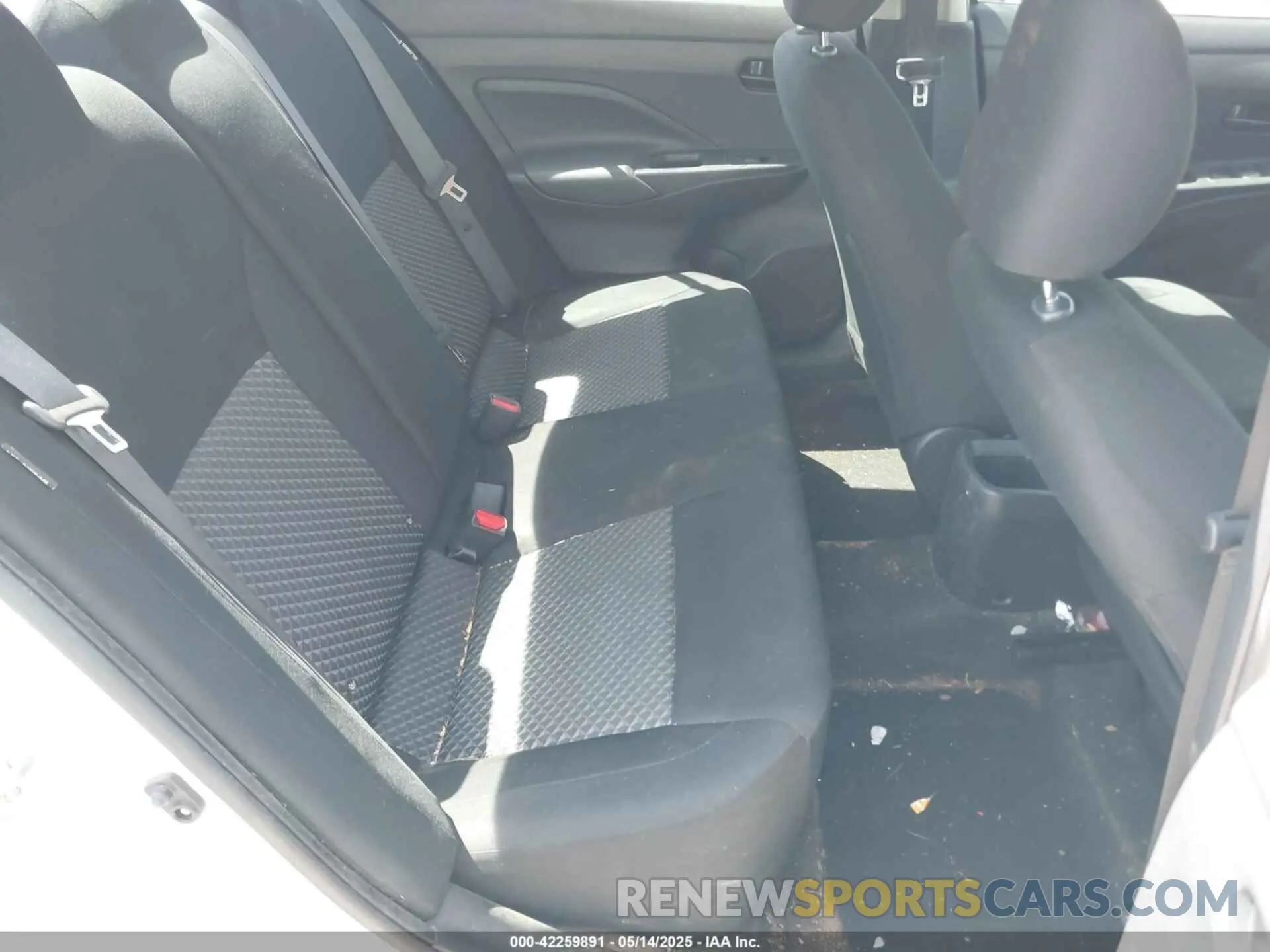 8 Photograph of a damaged car 3N1CN8DV4ML855170 NISSAN VERSA 2021