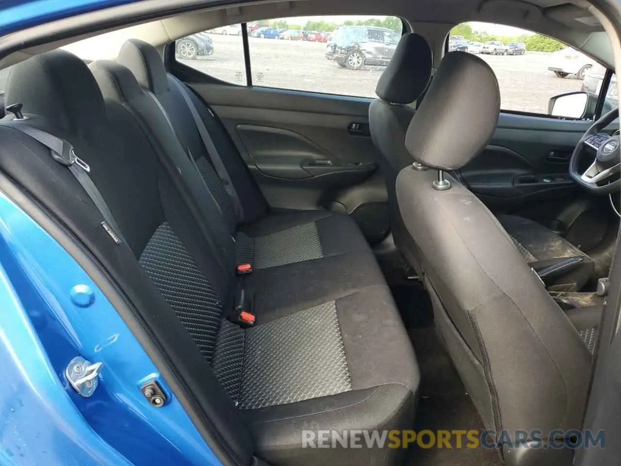10 Photograph of a damaged car 3N1CN8DV4ML905260 NISSAN VERSA 2021