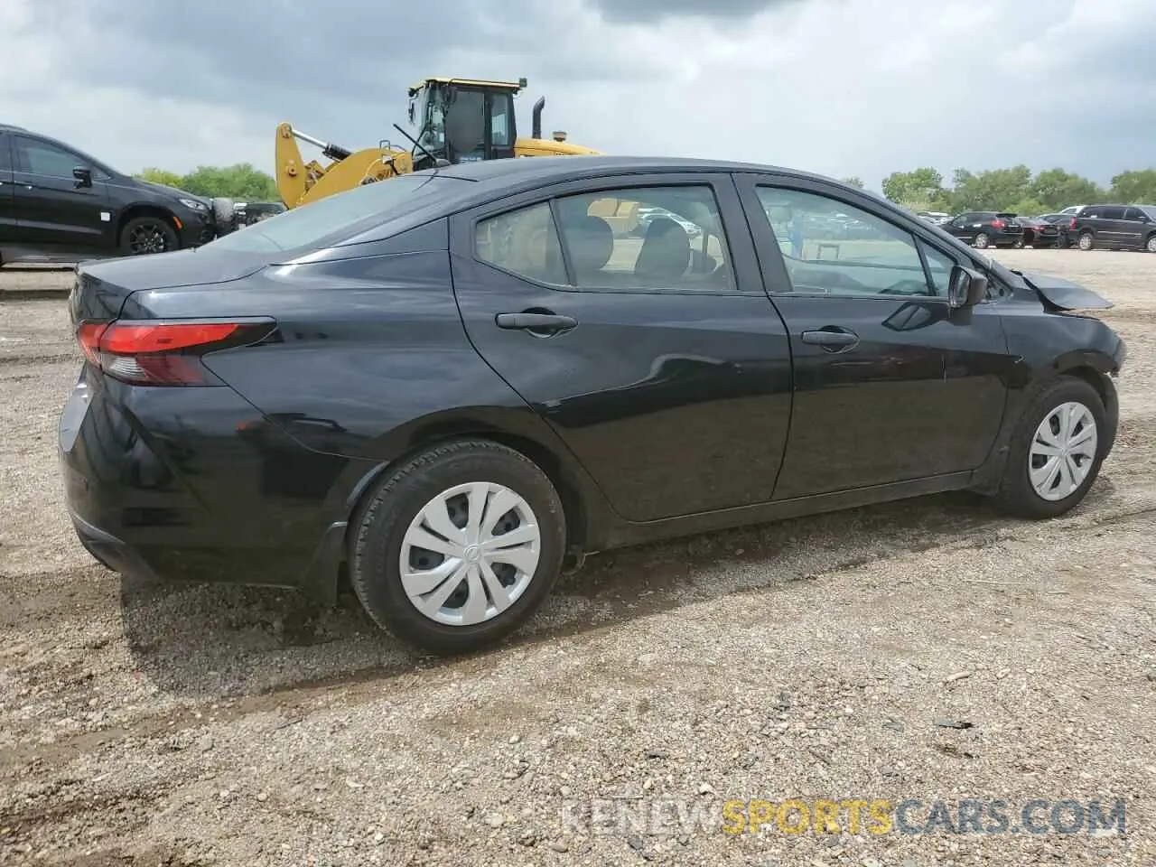 3 Photograph of a damaged car 3N1CN8DV5ML806625 NISSAN VERSA 2021