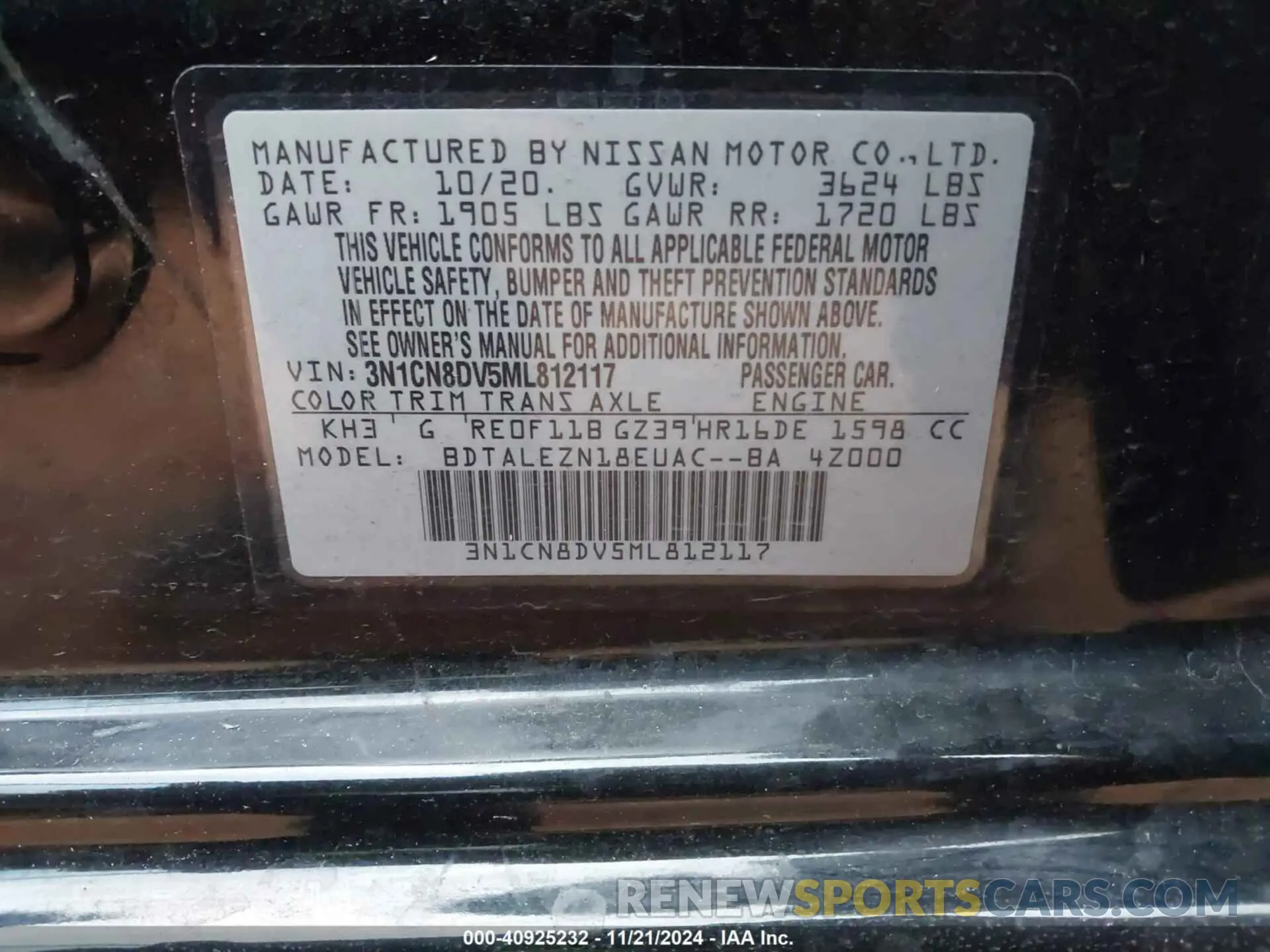 9 Photograph of a damaged car 3N1CN8DV5ML812117 NISSAN VERSA 2021