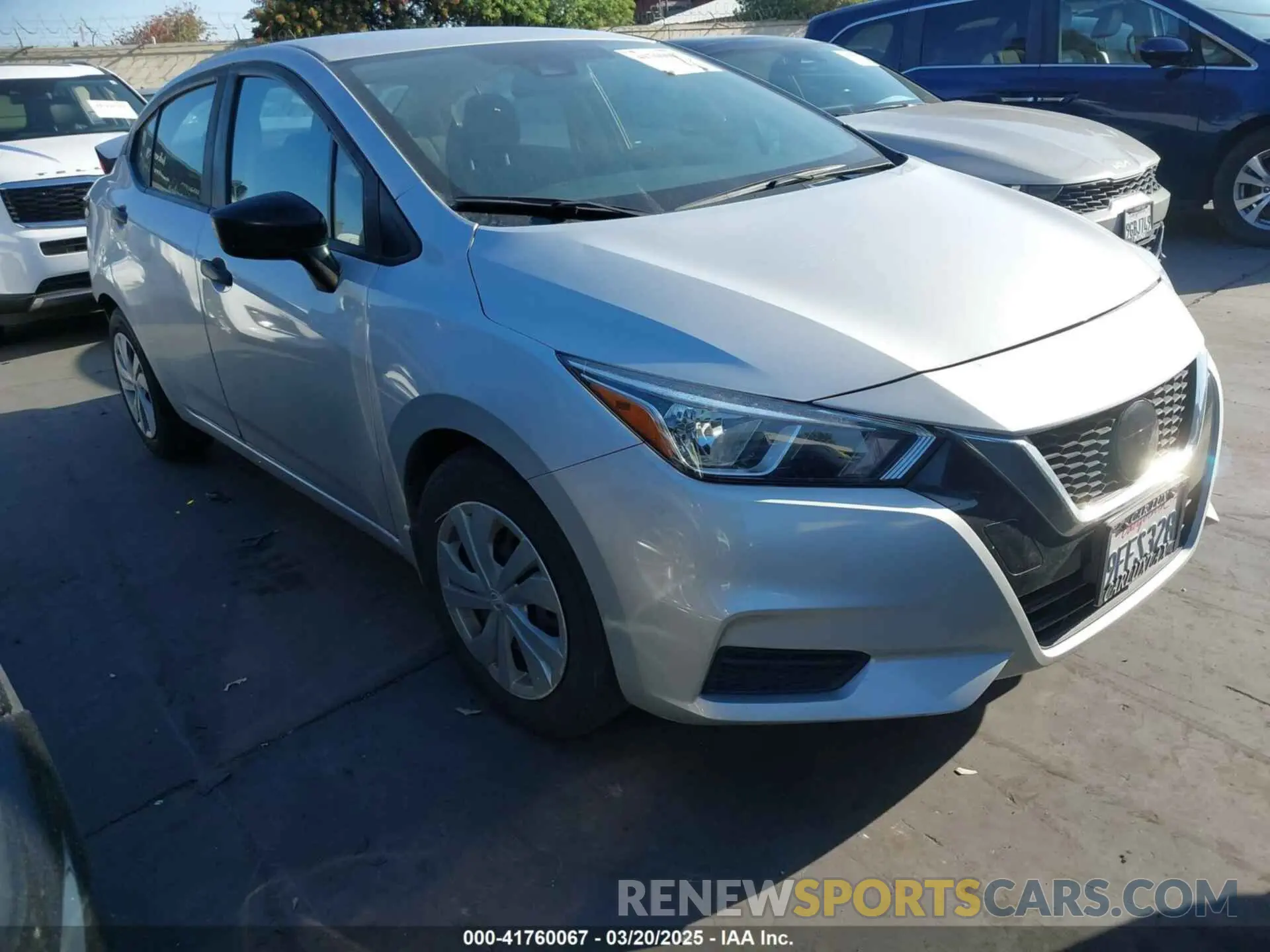 1 Photograph of a damaged car 3N1CN8DV5ML911312 NISSAN VERSA 2021