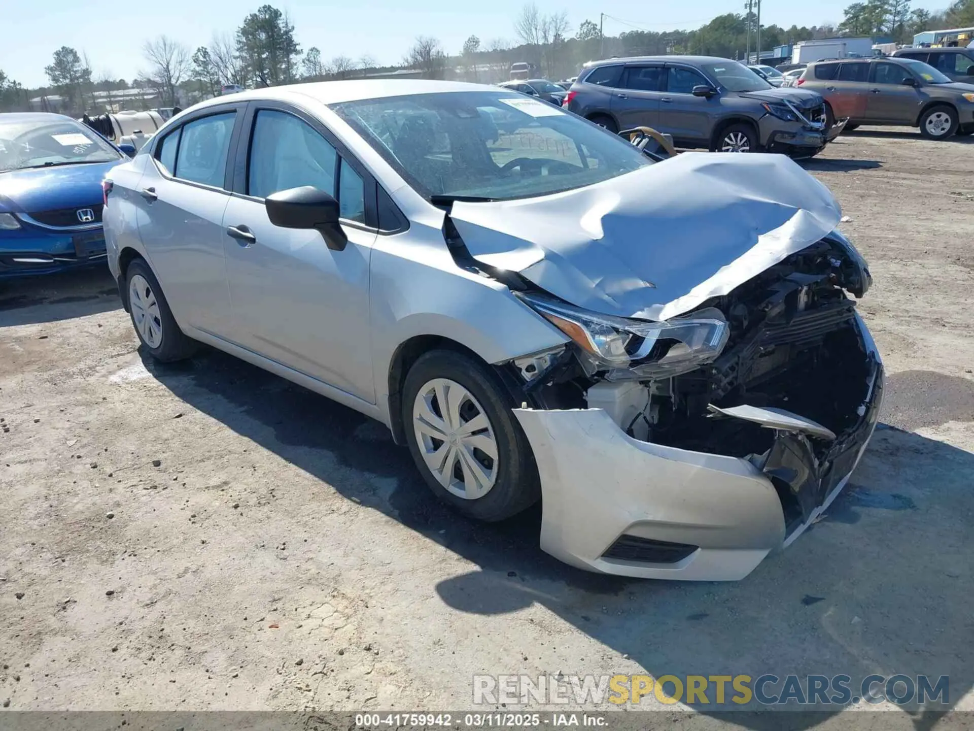 1 Photograph of a damaged car 3N1CN8DV6ML807301 NISSAN VERSA 2021