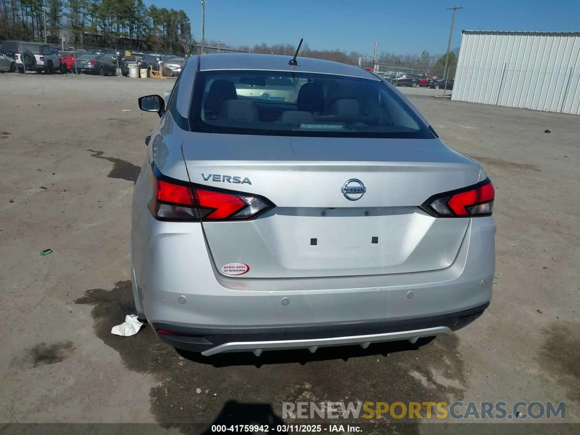 16 Photograph of a damaged car 3N1CN8DV6ML807301 NISSAN VERSA 2021