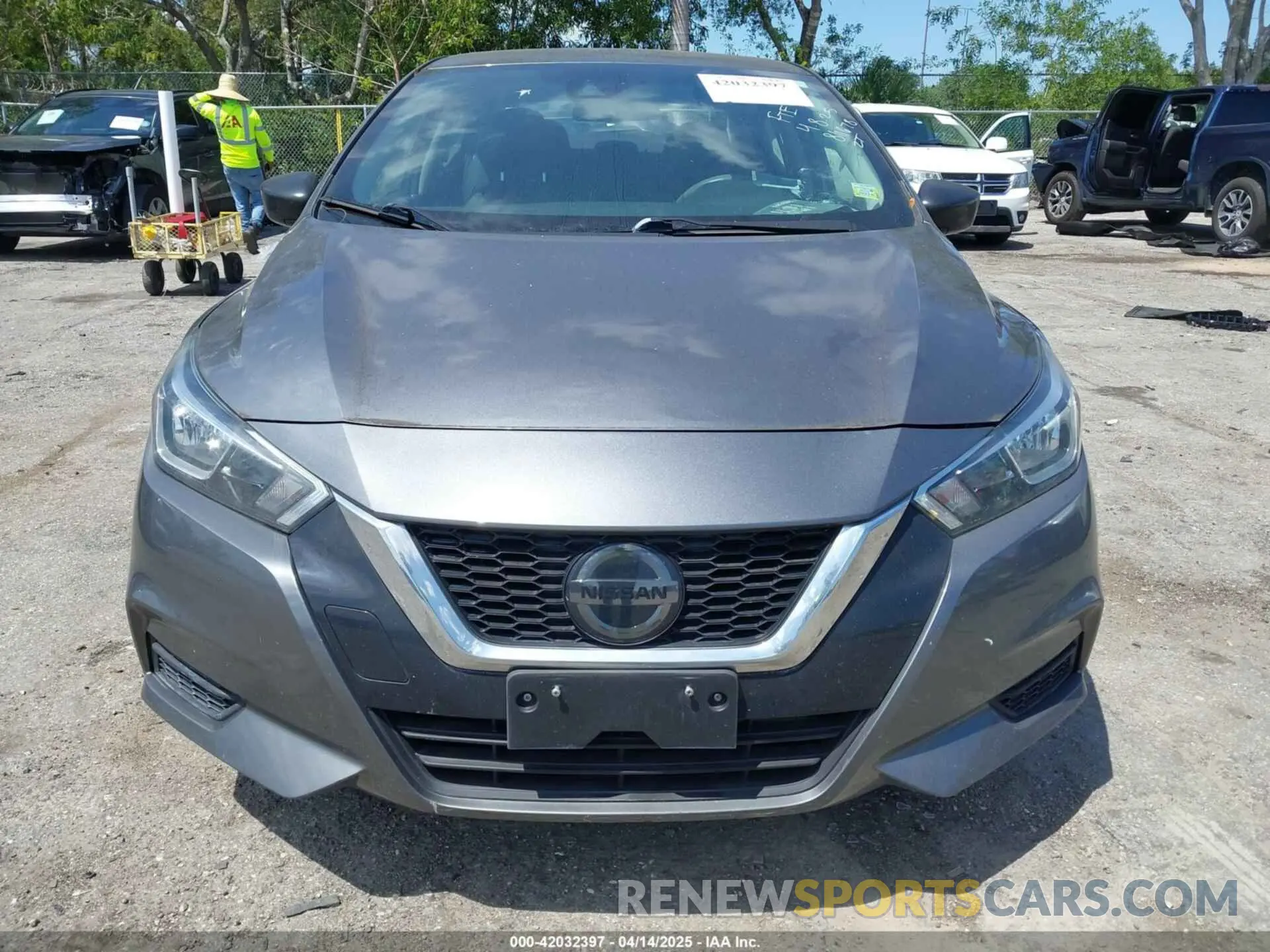 13 Photograph of a damaged car 3N1CN8DV7ML811678 NISSAN VERSA 2021