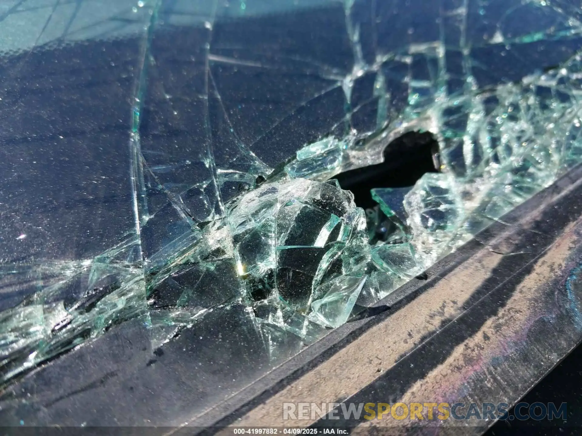 9 Photograph of a damaged car 3N1CN8DV7ML820705 NISSAN VERSA 2021