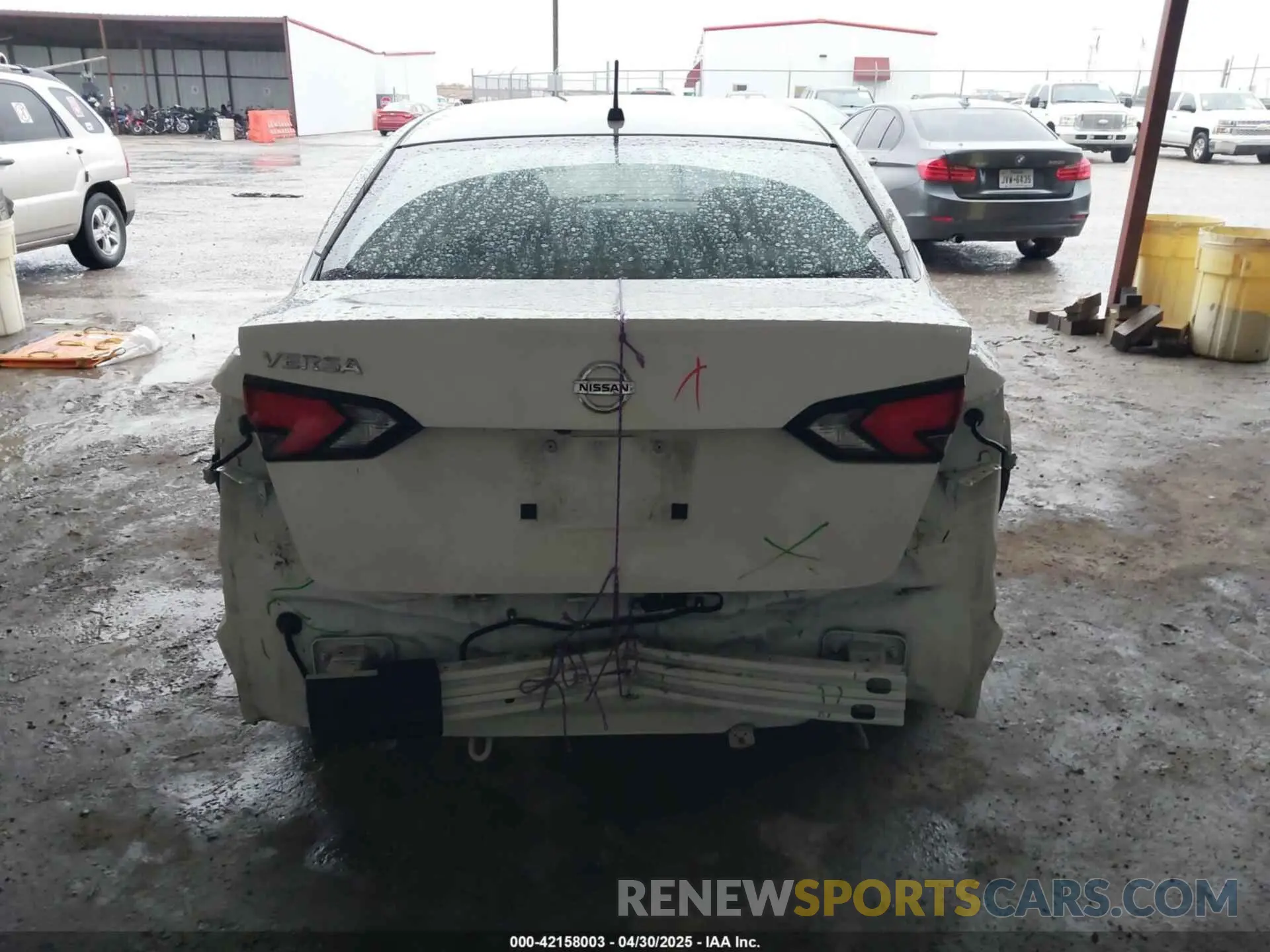 16 Photograph of a damaged car 3N1CN8DV7ML821143 NISSAN VERSA 2021