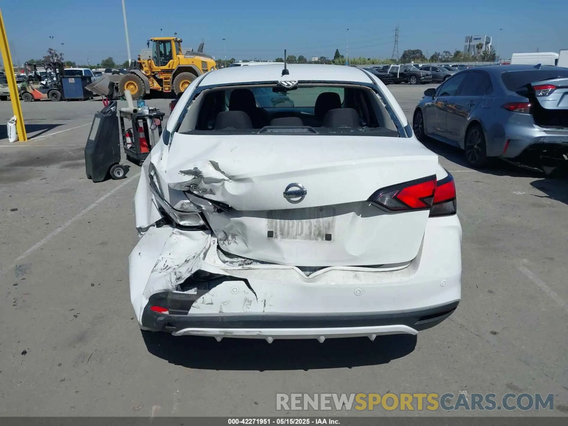 16 Photograph of a damaged car 3N1CN8DV7ML858743 NISSAN VERSA 2021