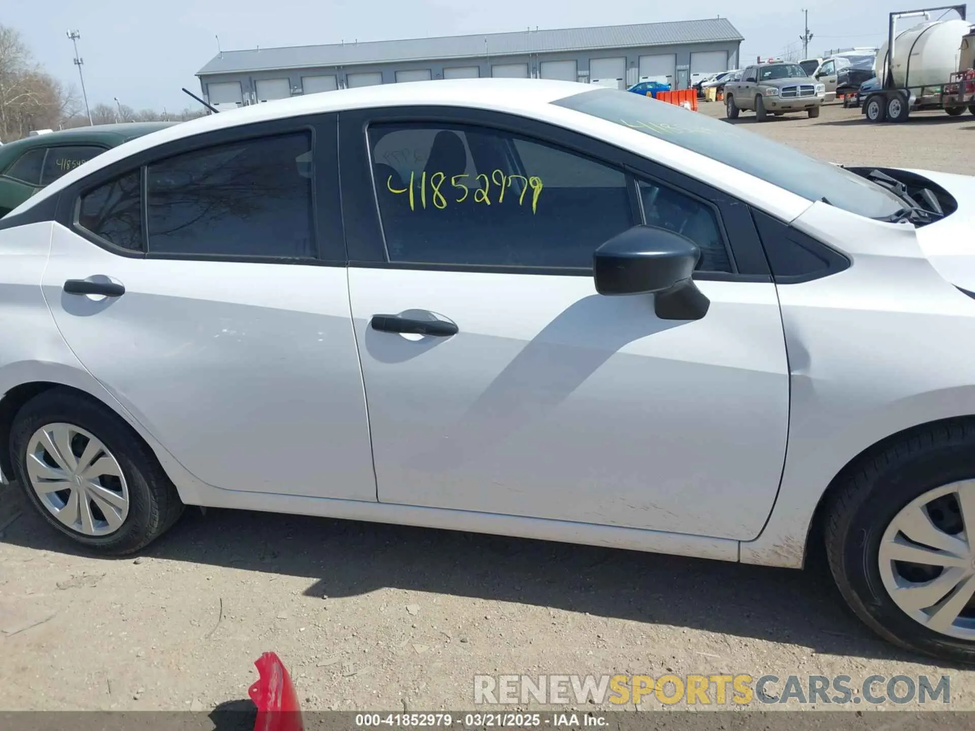 13 Photograph of a damaged car 3N1CN8DV8ML817330 NISSAN VERSA 2021