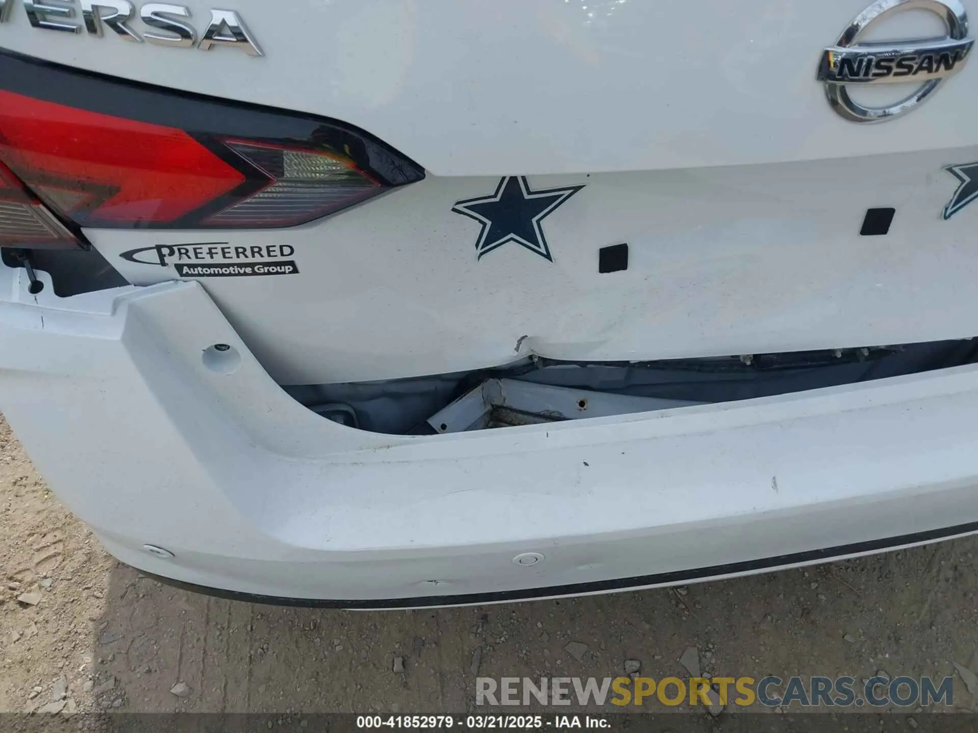 6 Photograph of a damaged car 3N1CN8DV8ML817330 NISSAN VERSA 2021