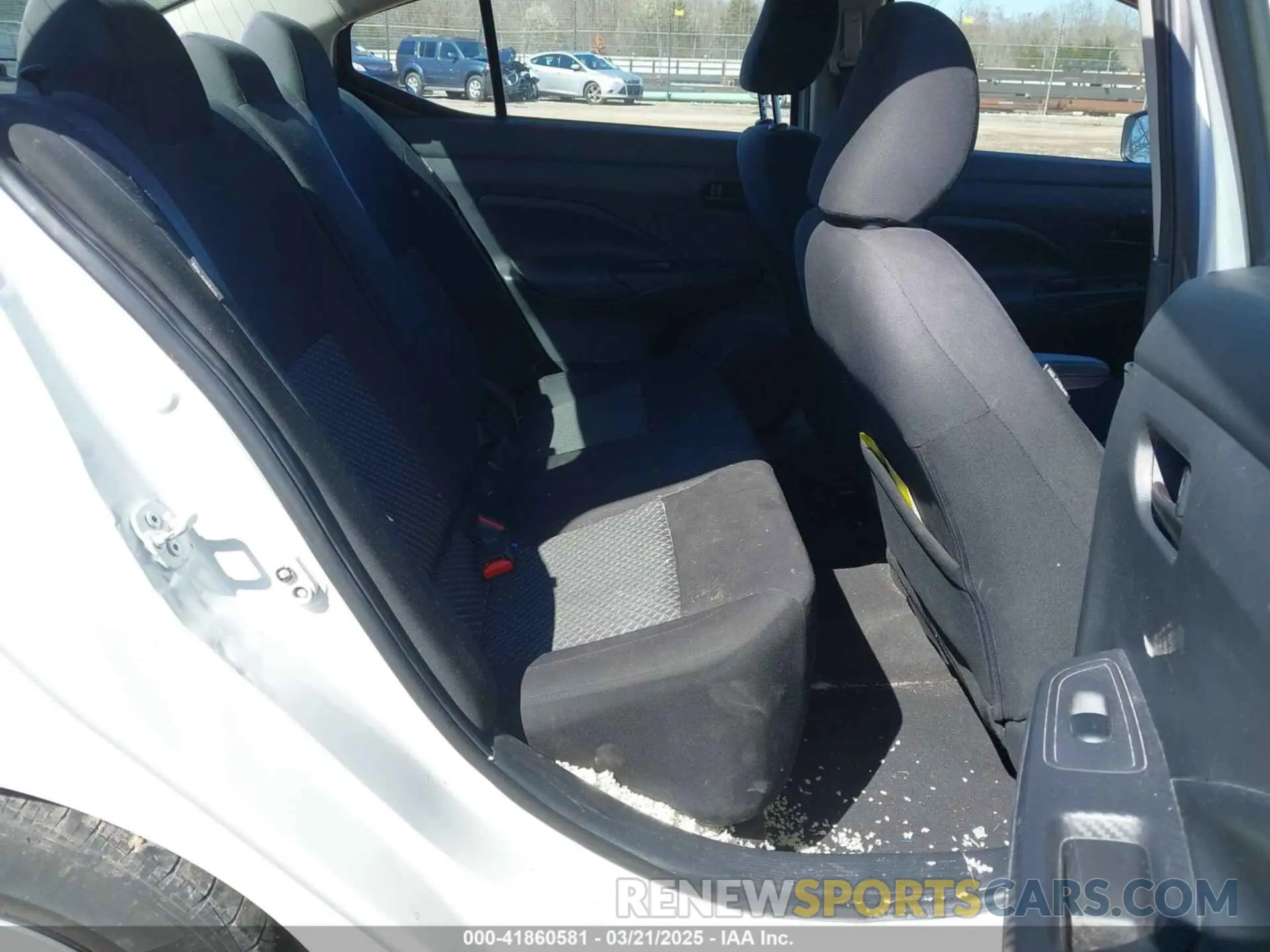 8 Photograph of a damaged car 3N1CN8DV9ML810144 NISSAN VERSA 2021