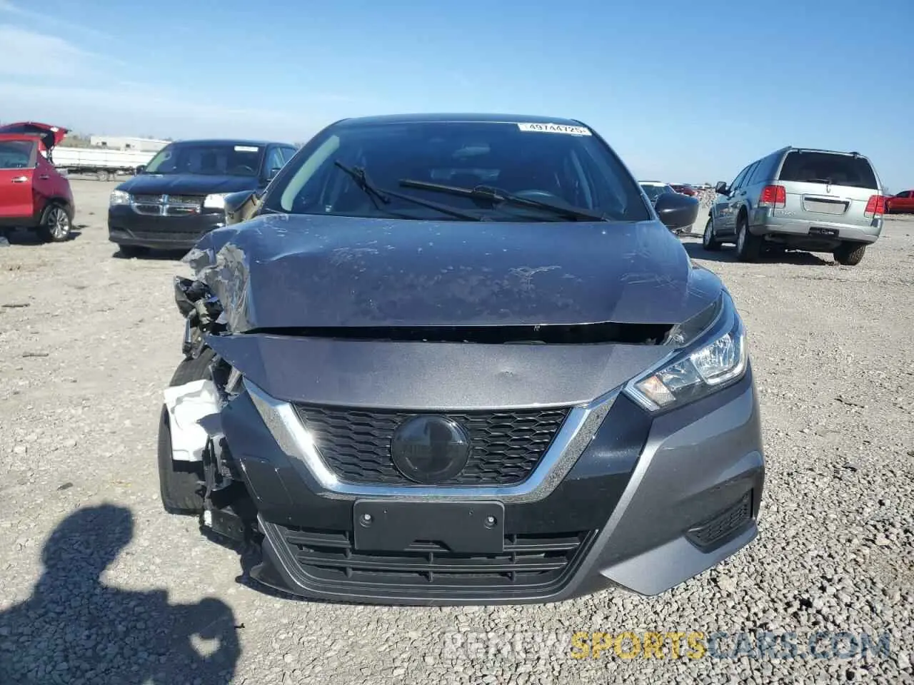 5 Photograph of a damaged car 3N1CN8DV9ML910437 NISSAN VERSA 2021