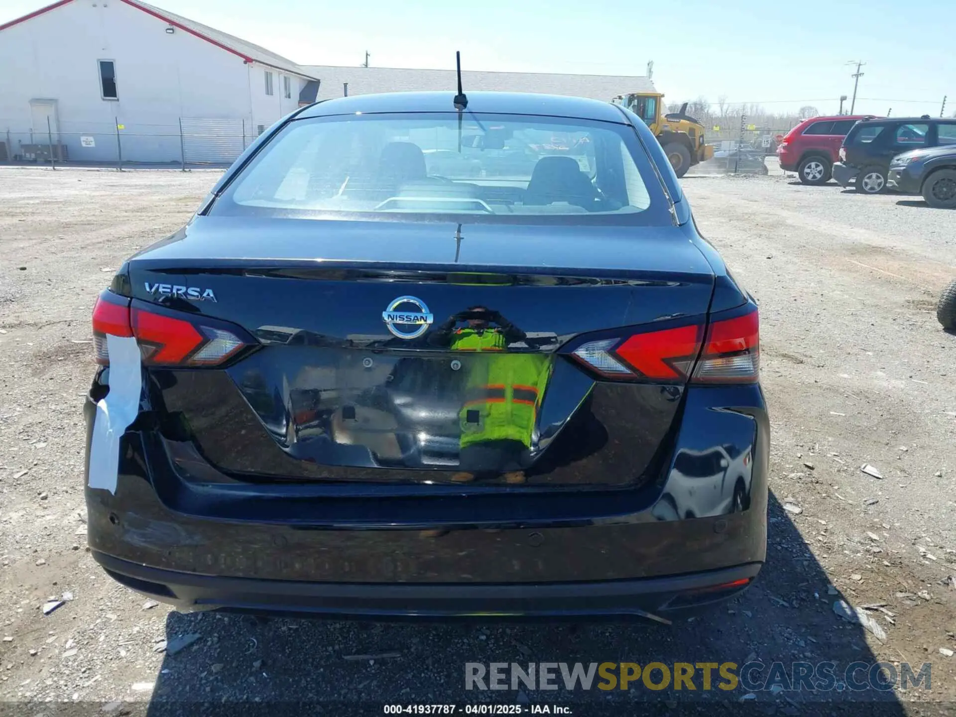 16 Photograph of a damaged car 3N1CN8DV9ML920546 NISSAN VERSA 2021