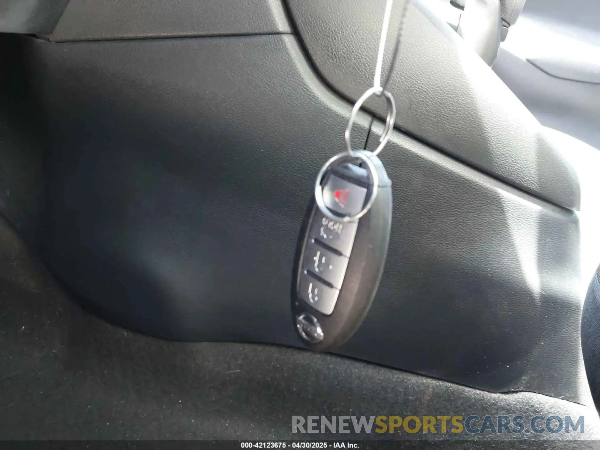 11 Photograph of a damaged car 3N1CN8DV9ML921096 NISSAN VERSA 2021