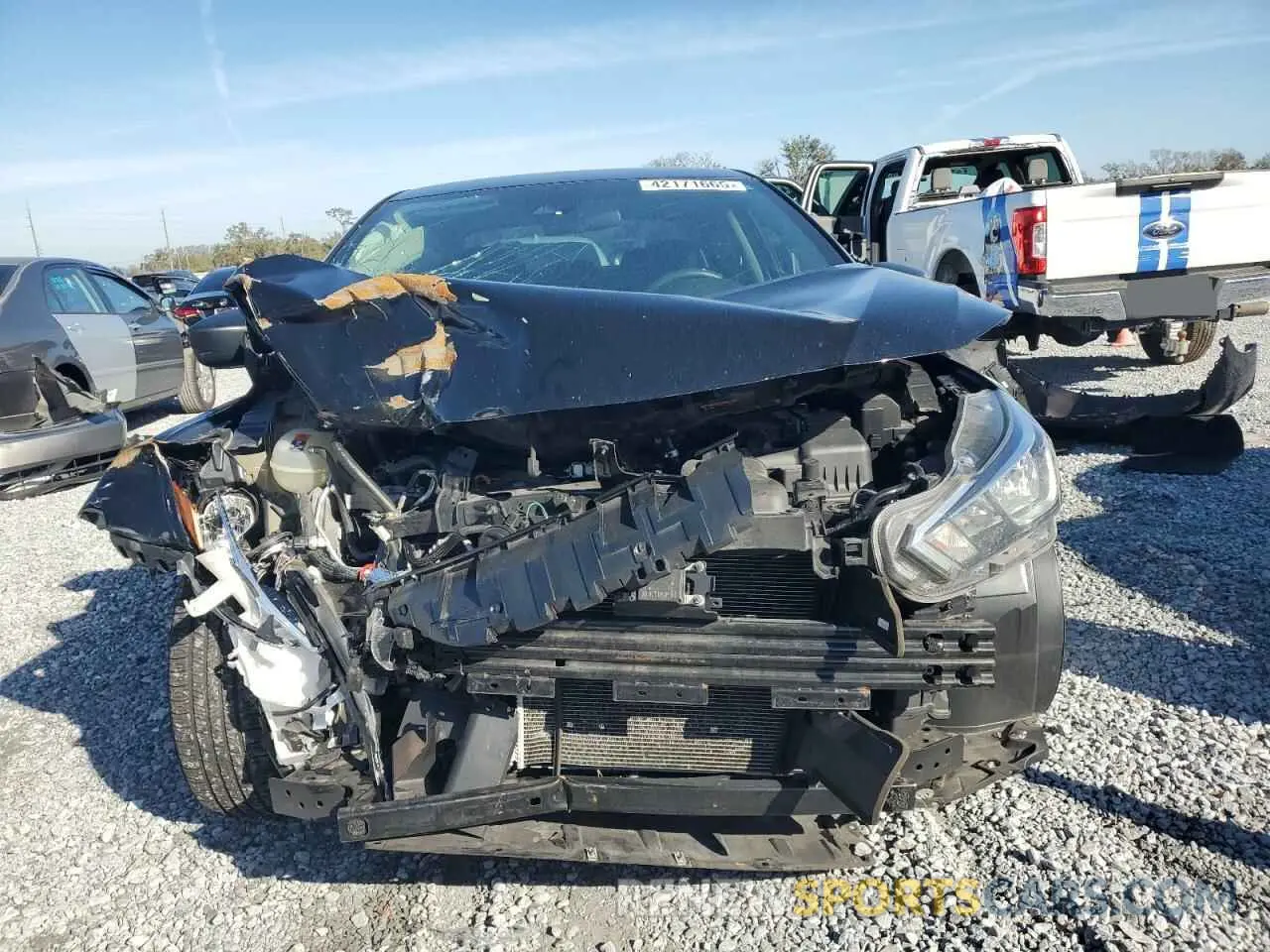 5 Photograph of a damaged car 3N1CN8DVXML808354 NISSAN VERSA 2021