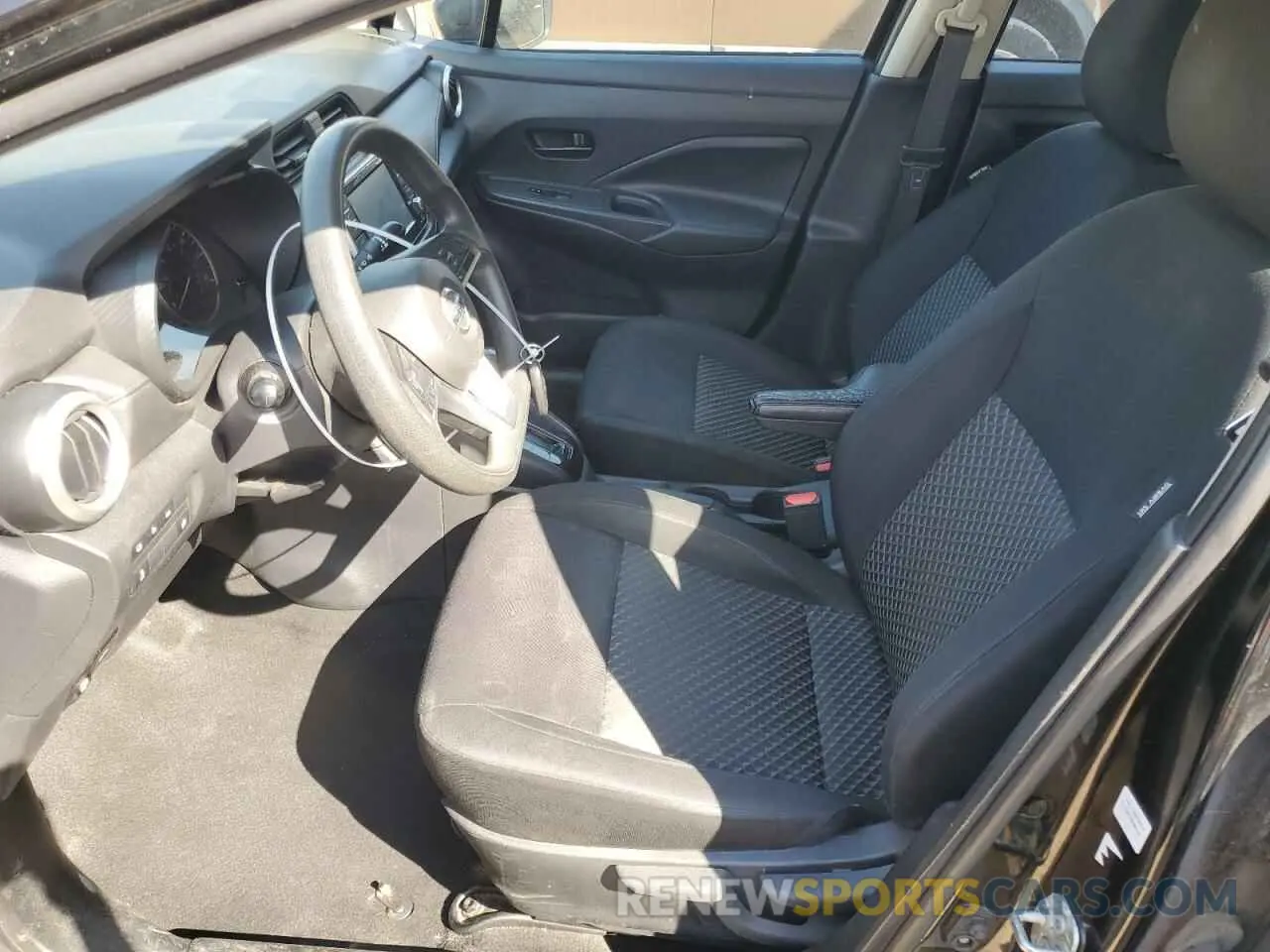 7 Photograph of a damaged car 3N1CN8DVXML808595 NISSAN VERSA 2021