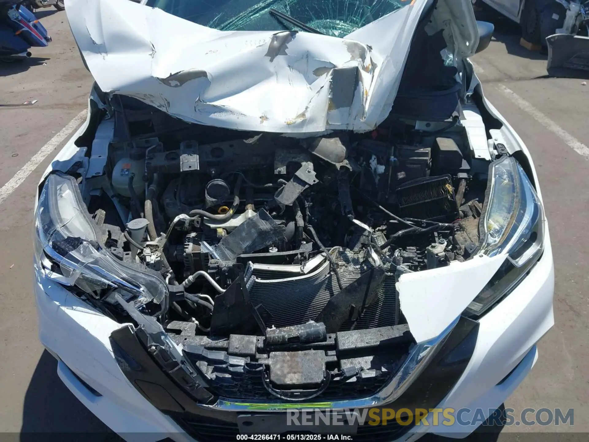 10 Photograph of a damaged car 3N1CN8DVXML856372 NISSAN VERSA 2021