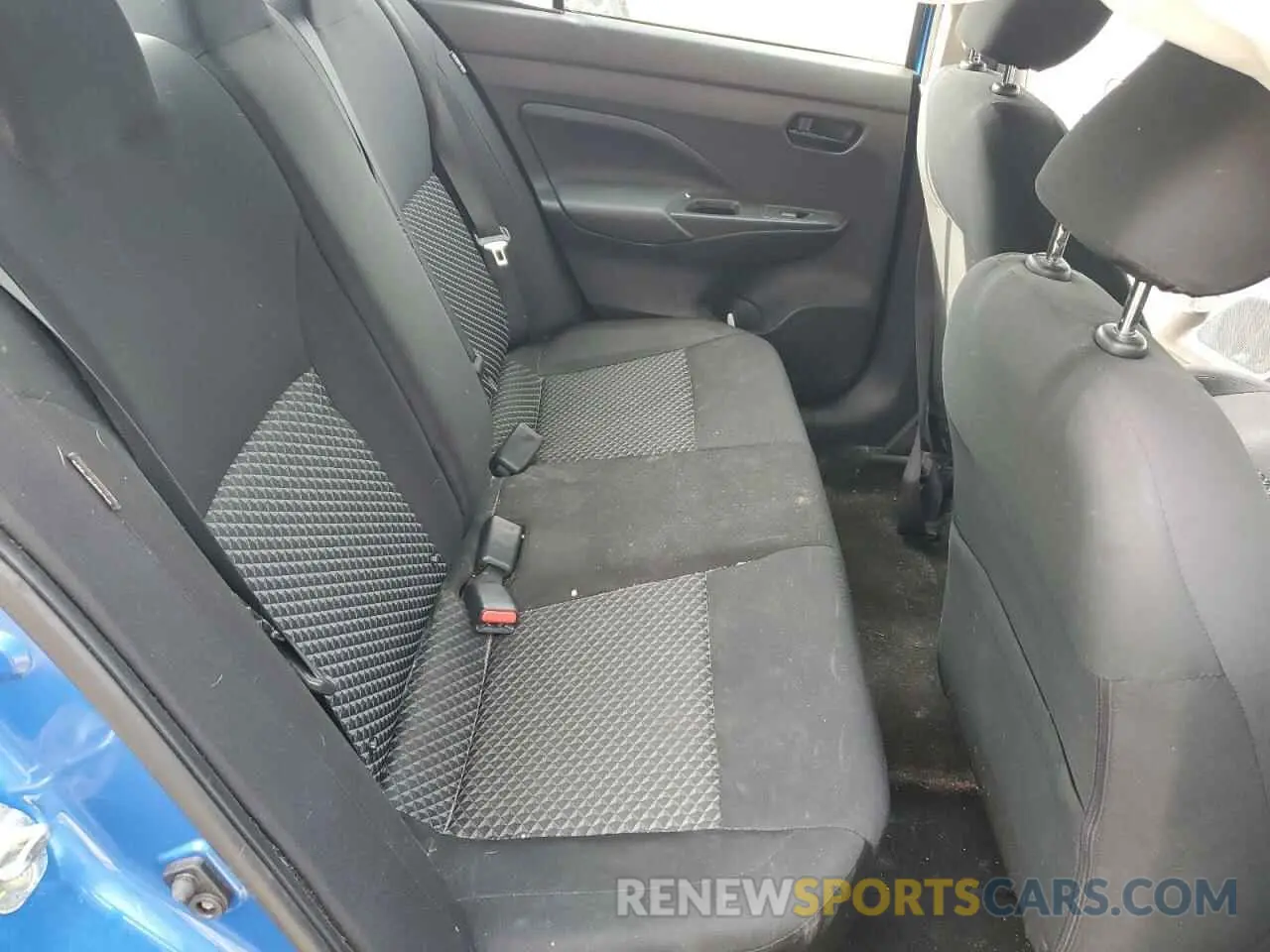 10 Photograph of a damaged car 3N1CN8DVXML880624 NISSAN VERSA 2021