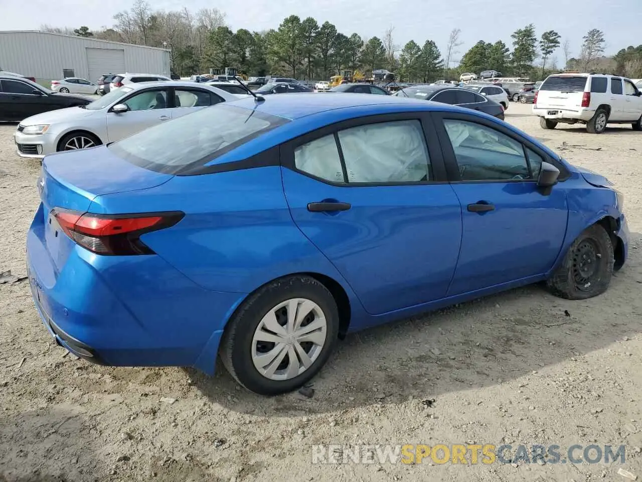 3 Photograph of a damaged car 3N1CN8DVXML880624 NISSAN VERSA 2021