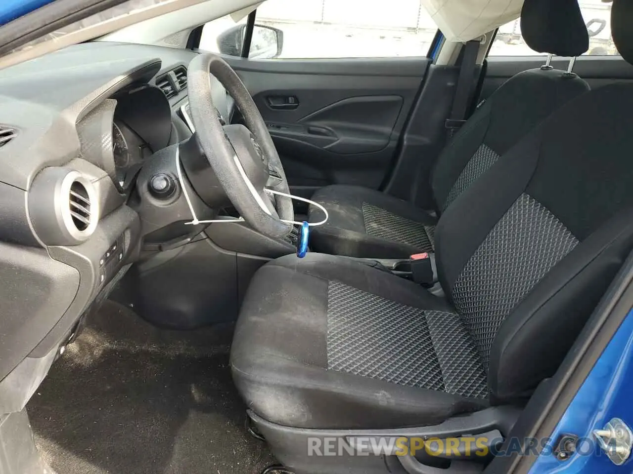 7 Photograph of a damaged car 3N1CN8DVXML880624 NISSAN VERSA 2021