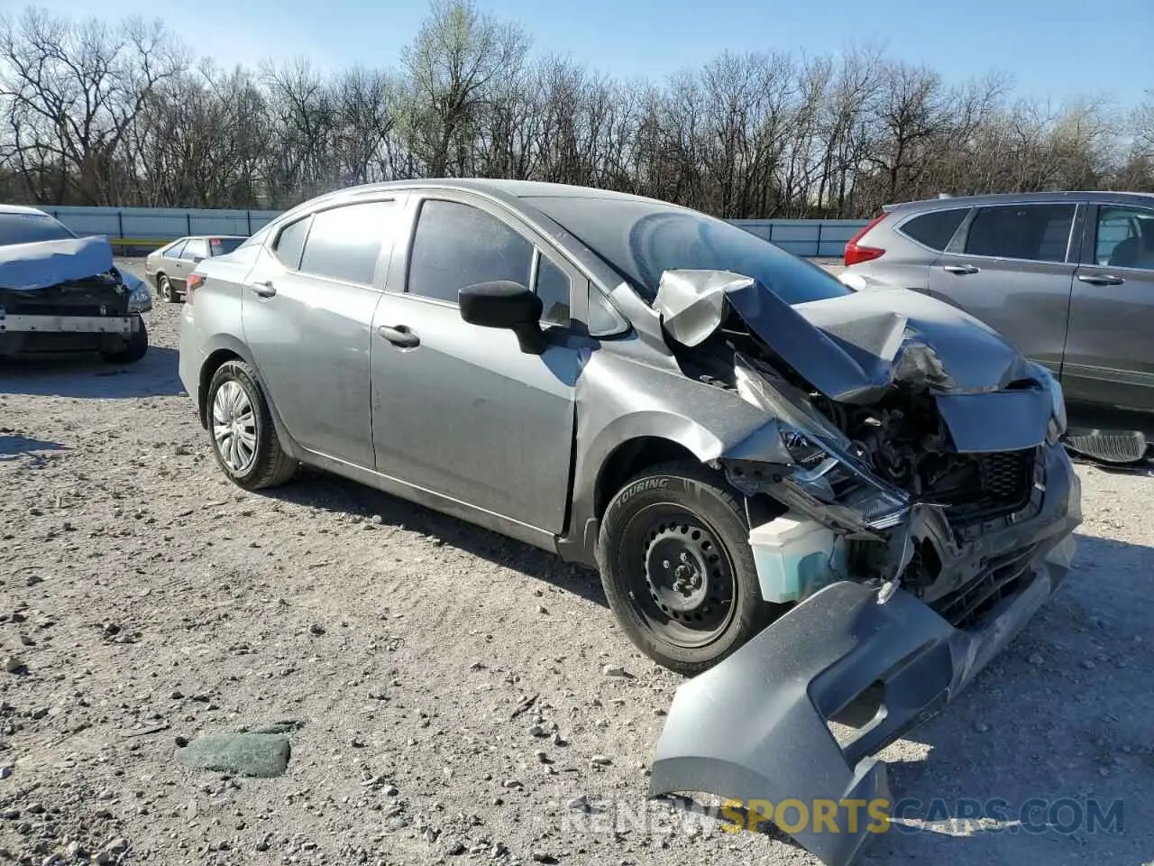 4 Photograph of a damaged car 3N1CN8DVXML895883 NISSAN VERSA 2021