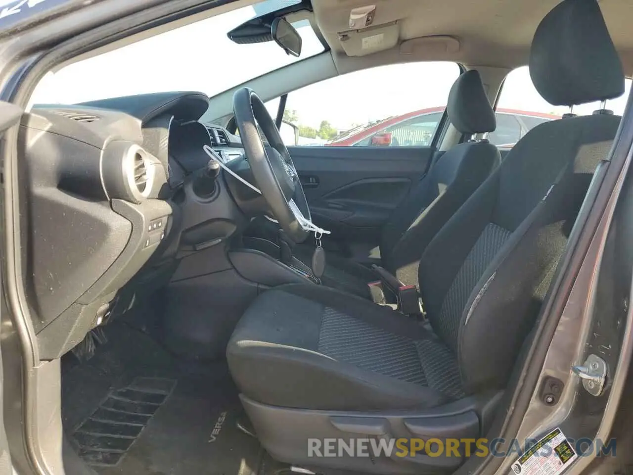7 Photograph of a damaged car 3N1CN8DVXML907398 NISSAN VERSA 2021