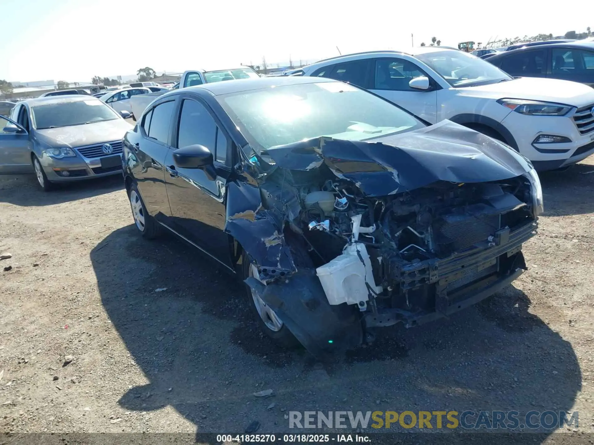 1 Photograph of a damaged car 3N1CN8DVXML917607 NISSAN VERSA 2021
