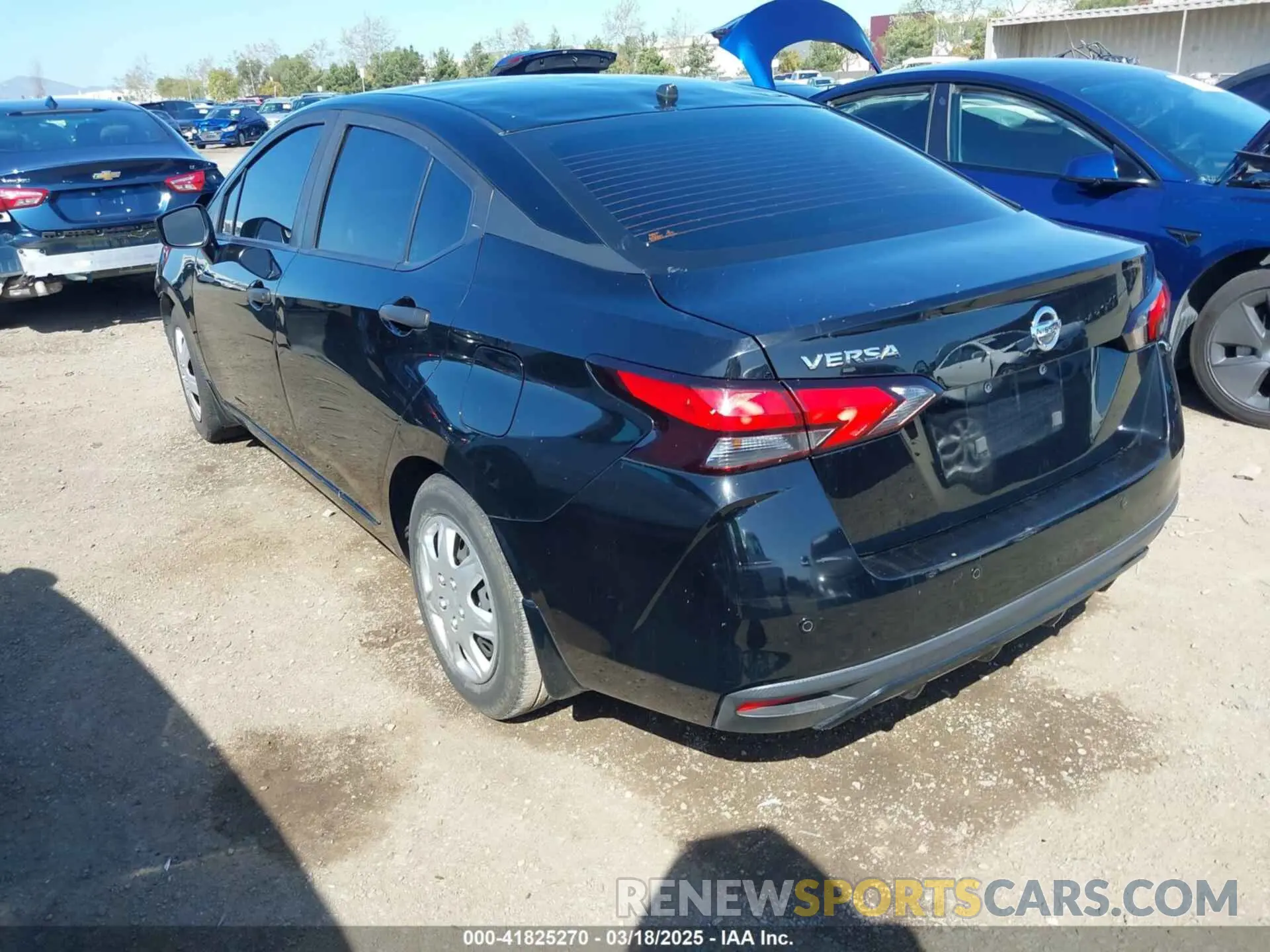 3 Photograph of a damaged car 3N1CN8DVXML917607 NISSAN VERSA 2021