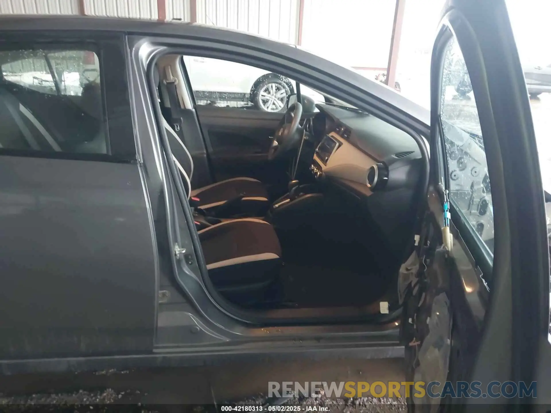 5 Photograph of a damaged car 3N1CN8EV0ML808071 NISSAN VERSA 2021