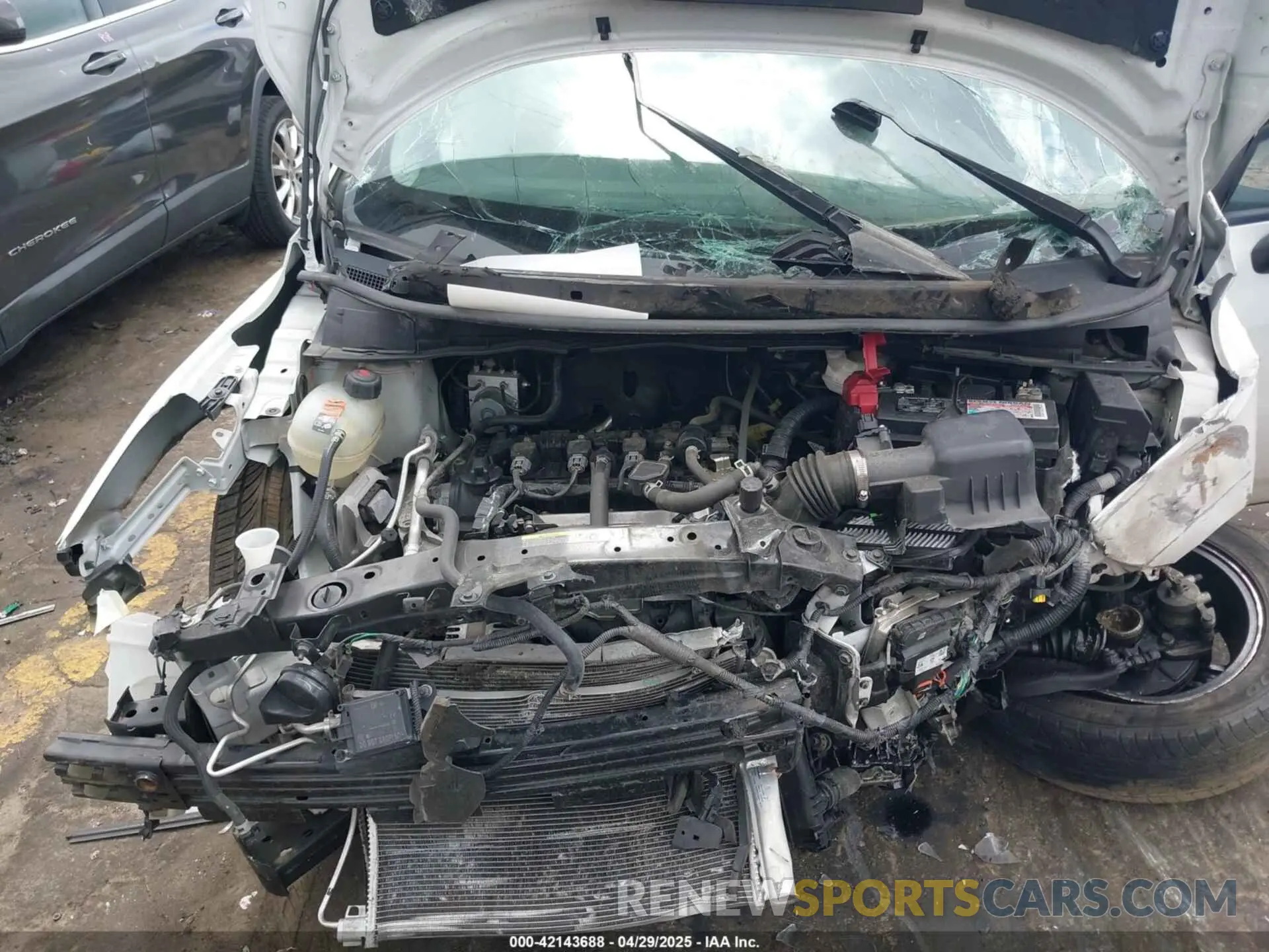10 Photograph of a damaged car 3N1CN8EV0ML824805 NISSAN VERSA 2021
