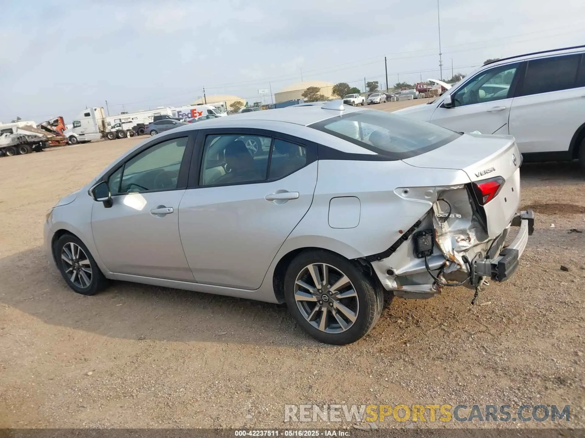 14 Photograph of a damaged car 3N1CN8EV0ML826618 NISSAN VERSA 2021