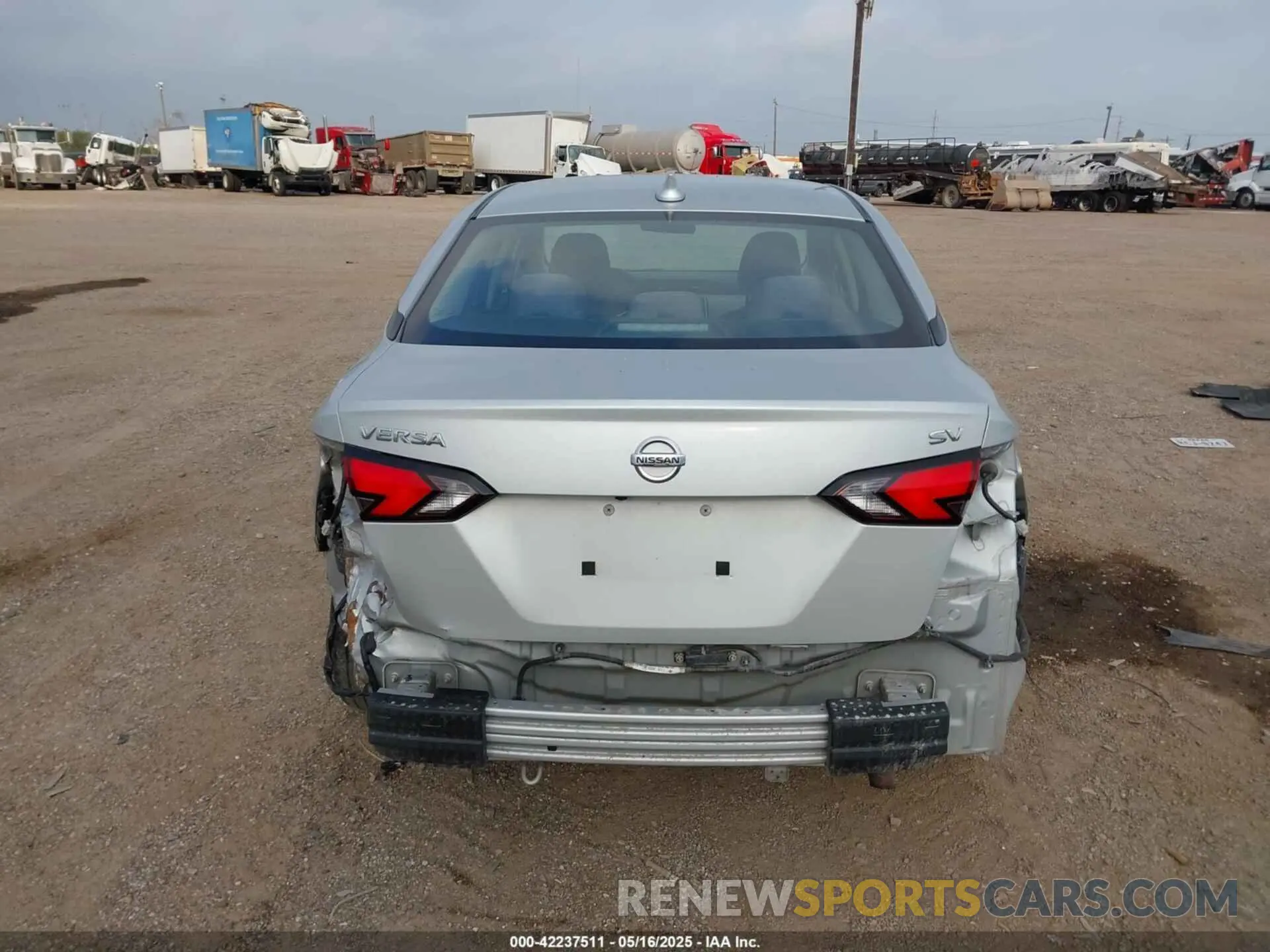 16 Photograph of a damaged car 3N1CN8EV0ML826618 NISSAN VERSA 2021