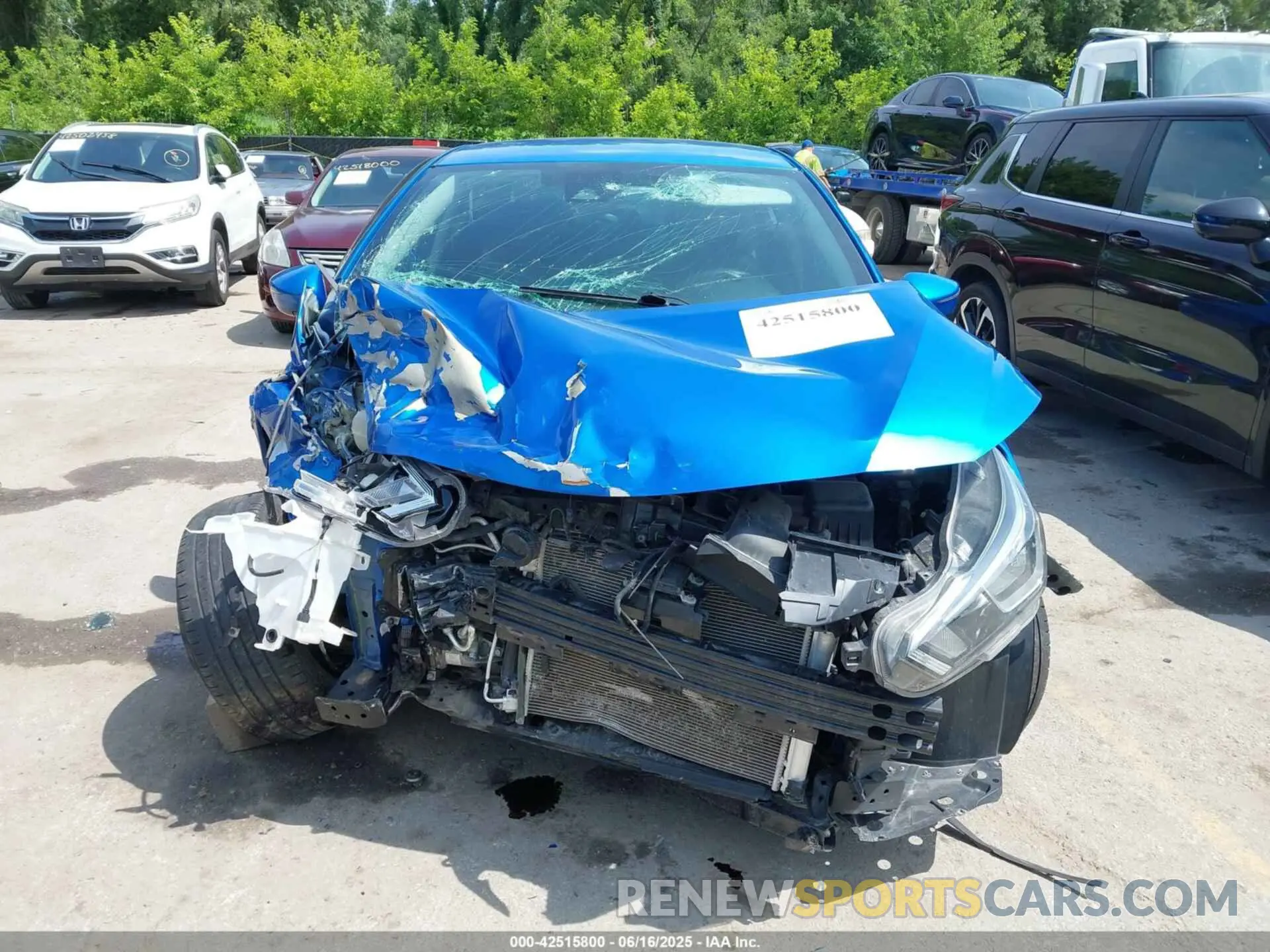 13 Photograph of a damaged car 3N1CN8EV0ML833116 NISSAN VERSA 2021